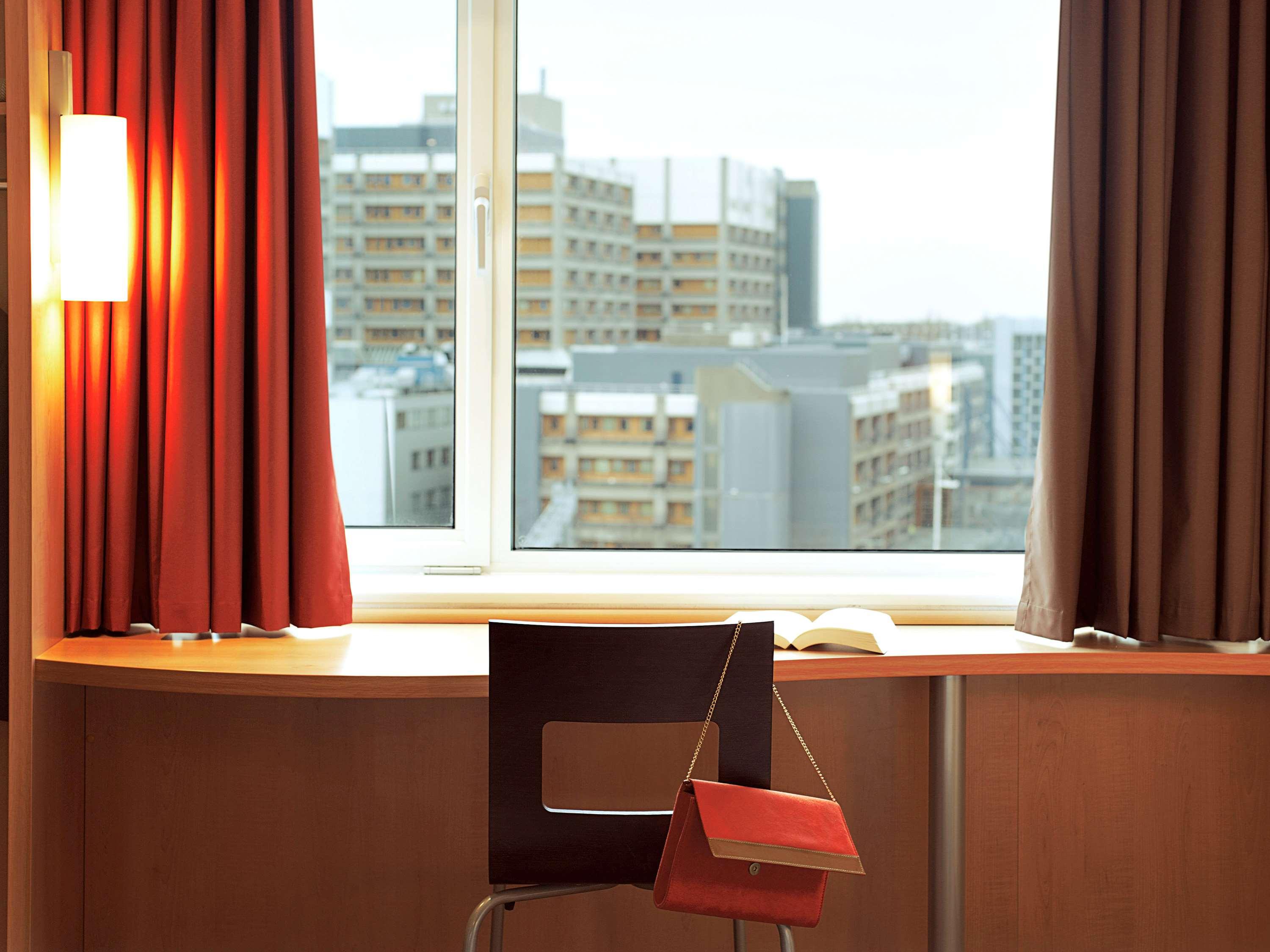 هتل Hotel ibis Ulm City Ulm