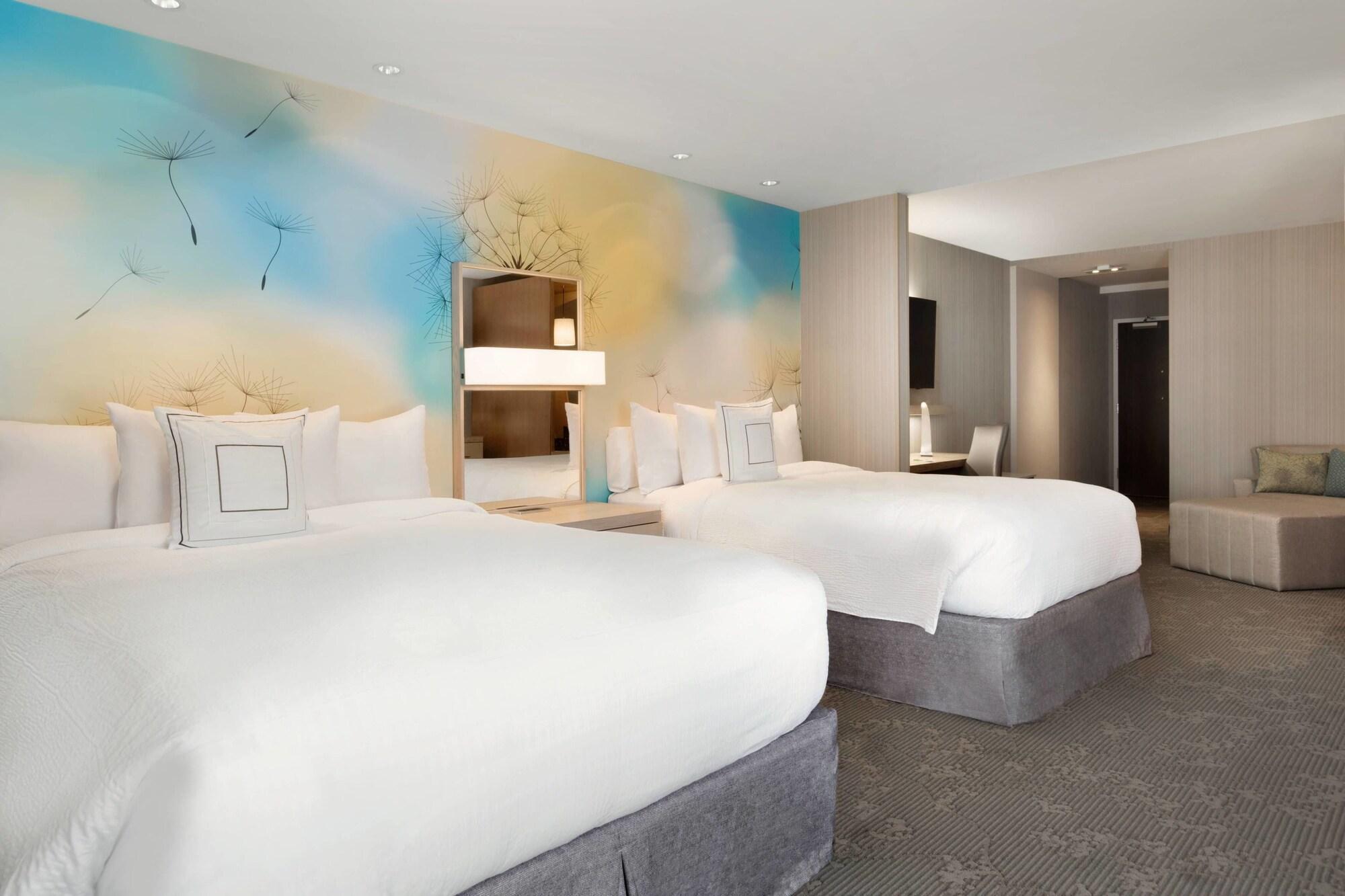 هتل Courtyard Toronto Mississauga/West Mississauga