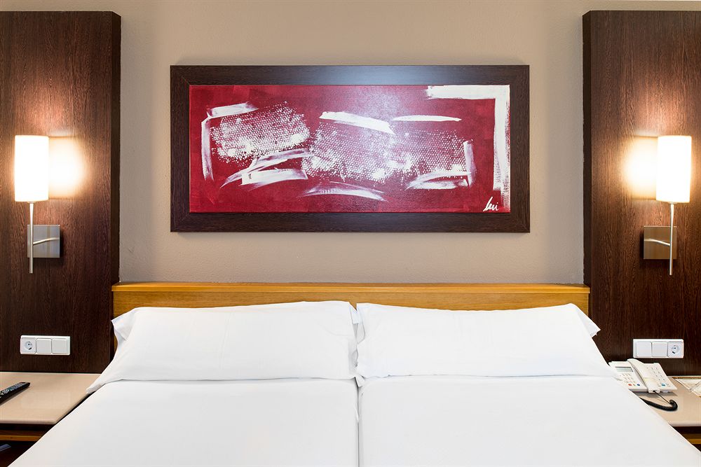 هتل Catalonia Bristol Sant Andreu de la Barca