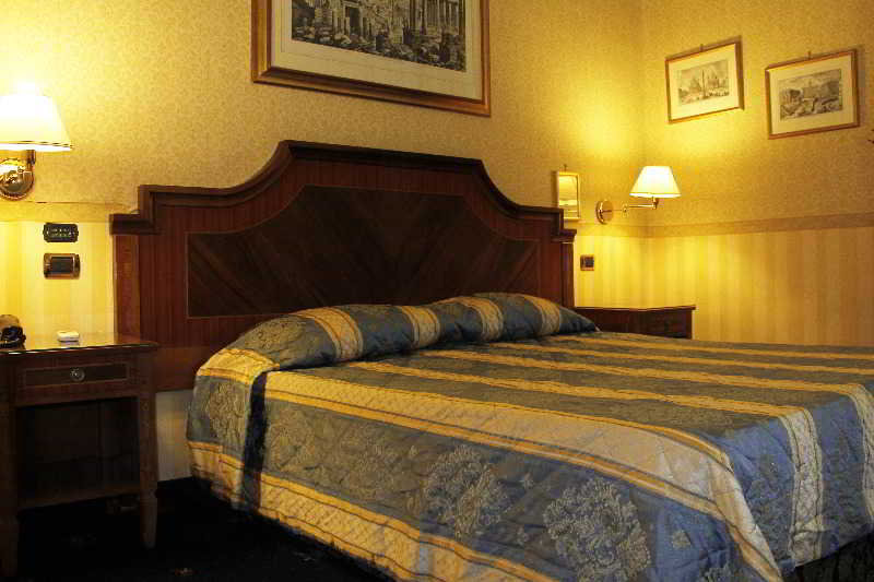 هتل Les Chambres d'Or رم