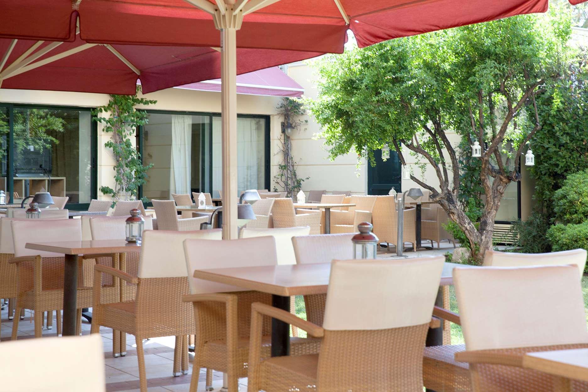 Alibaba https://cdn.alibaba.ir/ostorage/hotel/images/EEF733CB/02D065F6C3F320EA9CC790FEBE85BDDD.jpg