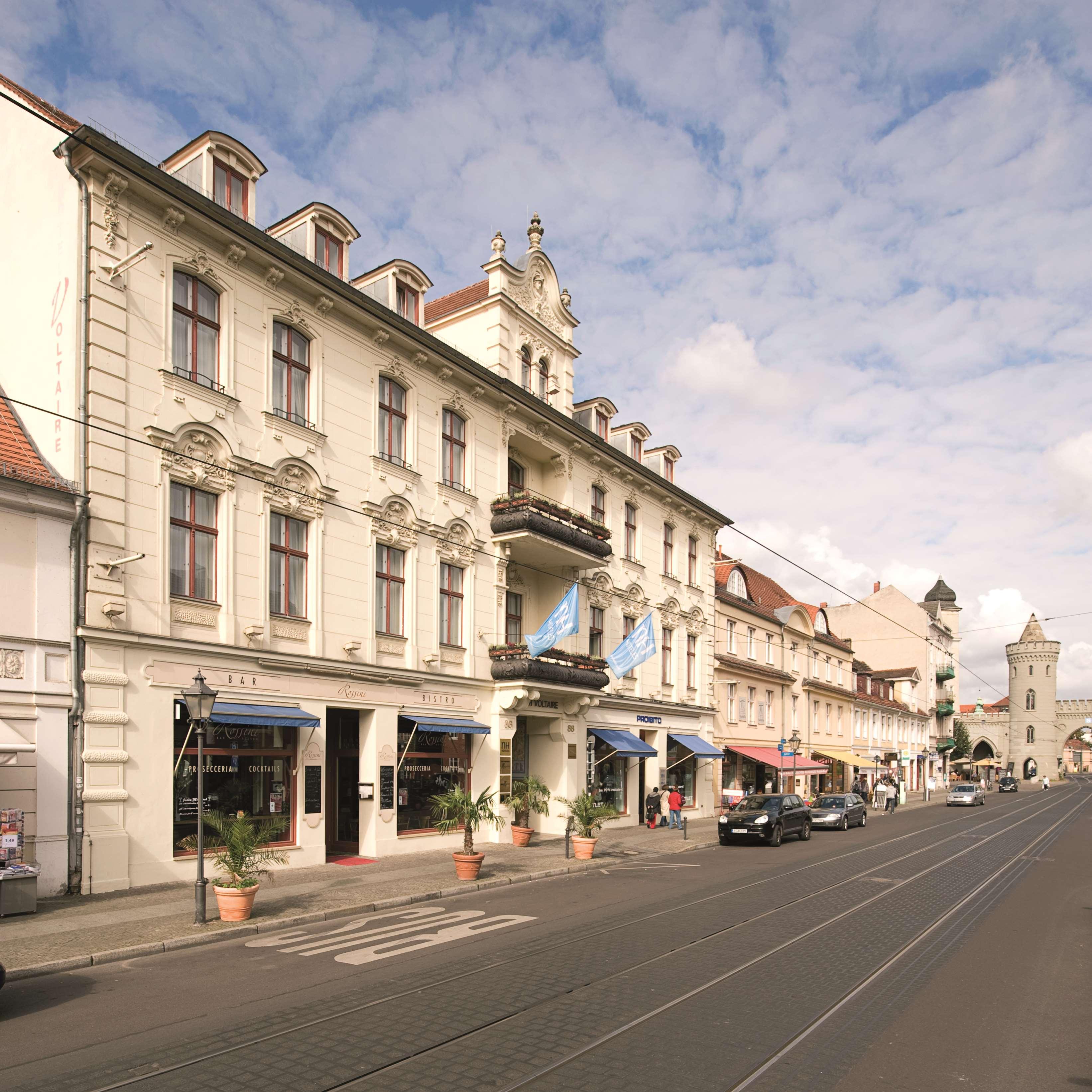 Alibaba https://cdn.alibaba.ir/ostorage/hotel/images/EEF8490/BC4B6EFA57FD27AA5181966B8416650F.jpg