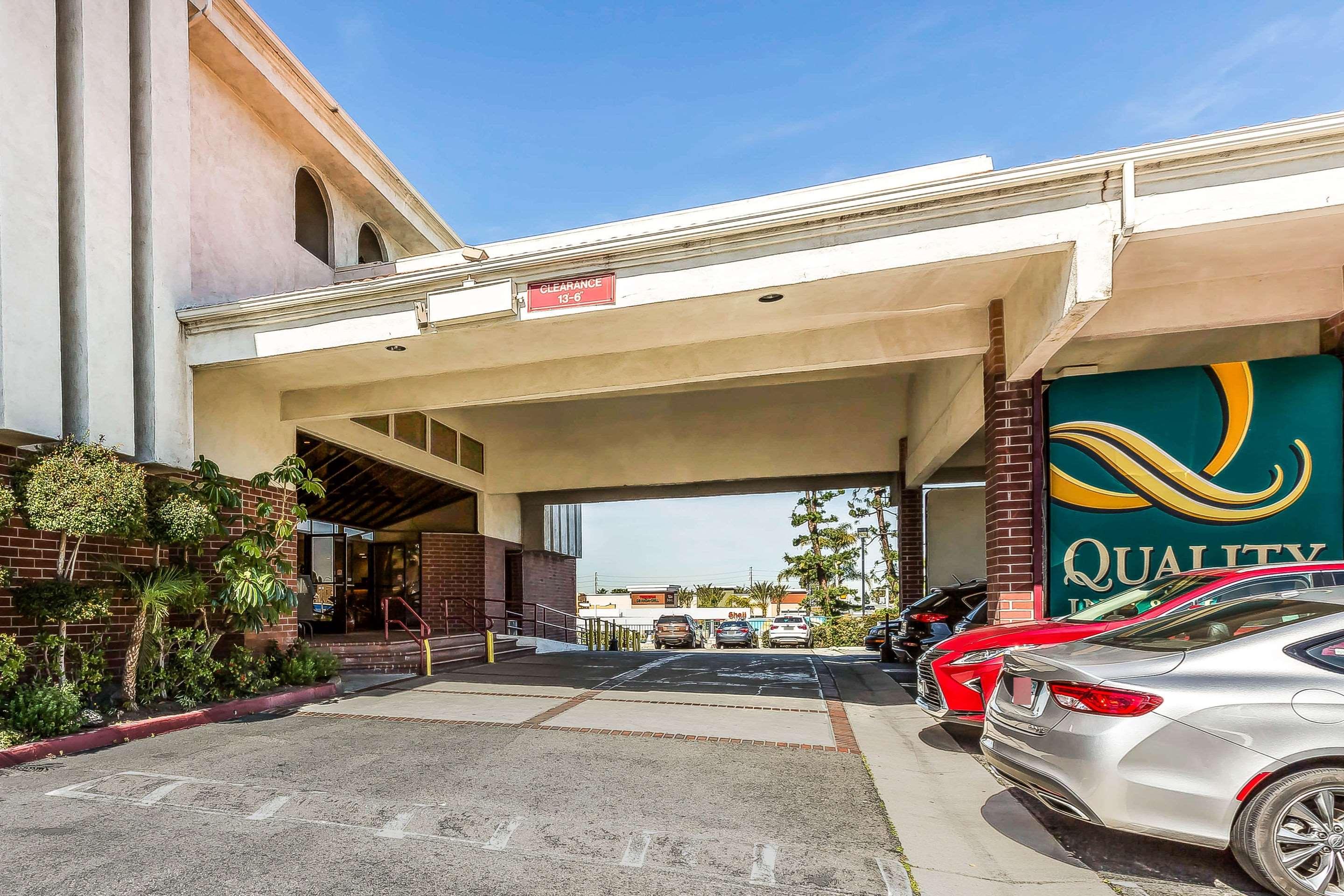 هتل Quality Inn & Suites Irvine Spectrum Lake Forest