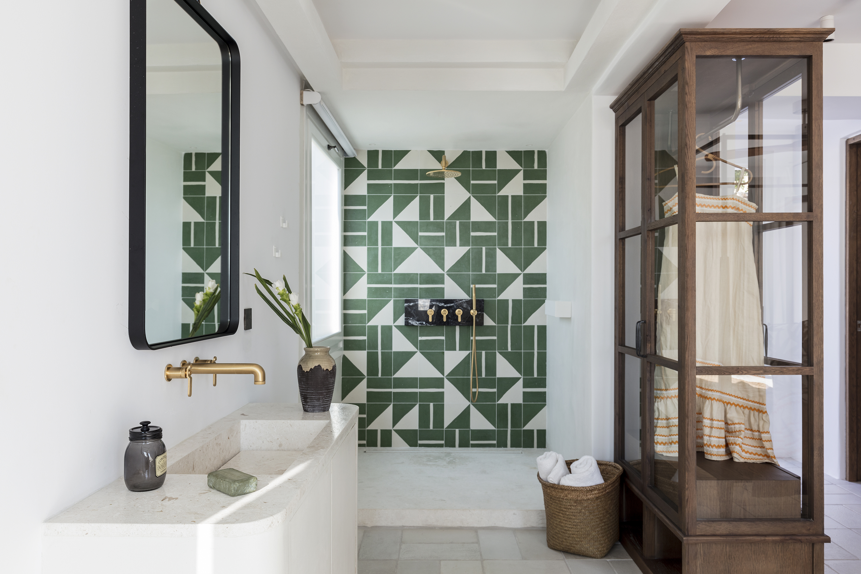 Alibaba https://cdn.alibaba.ir/ostorage/hotel/images/F05F042C/37EEC5F24DDB8FE2902D40B3C1142CD0.jpg