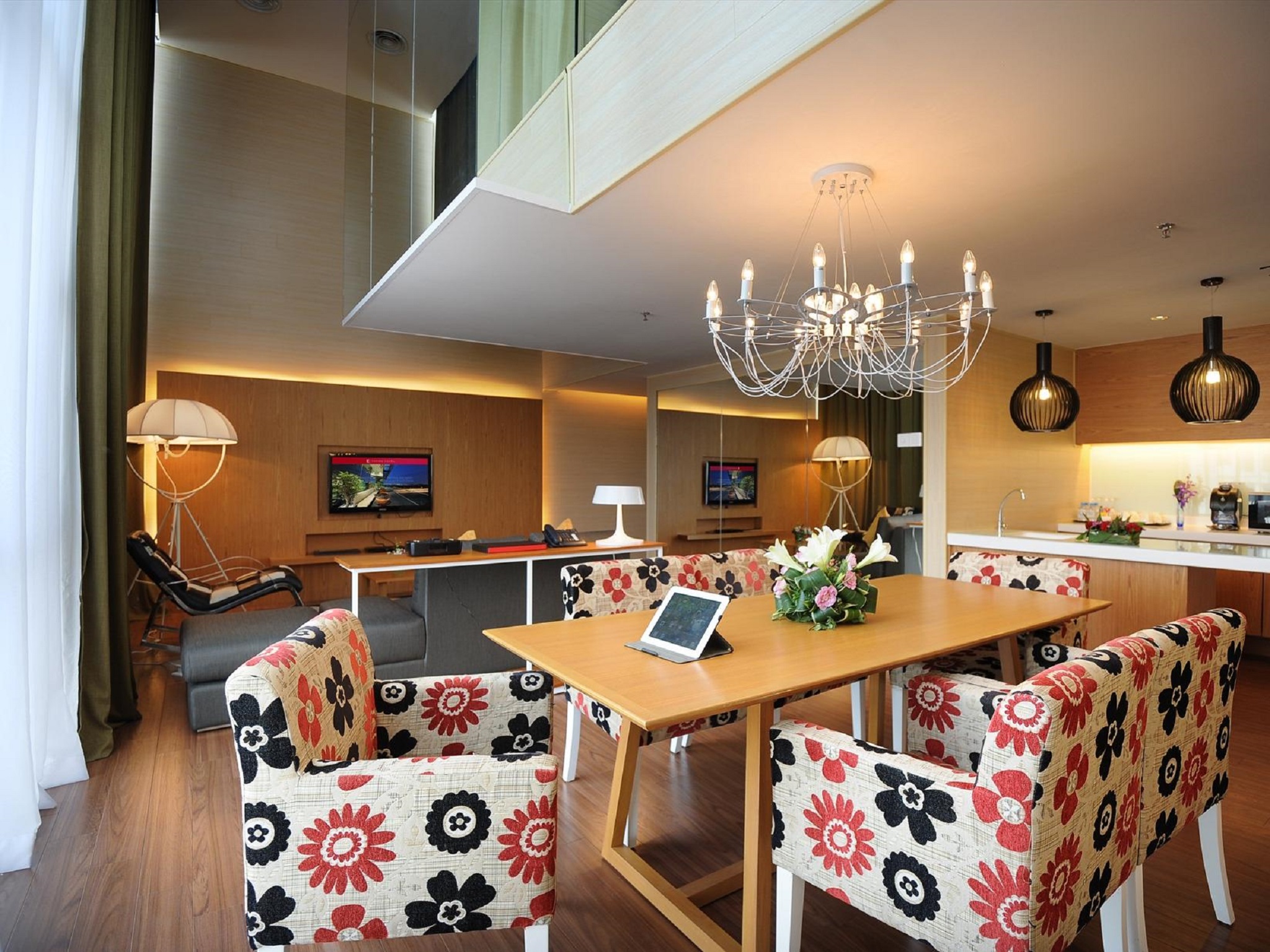 هتل Empire Hotel Subang کوالالامپور