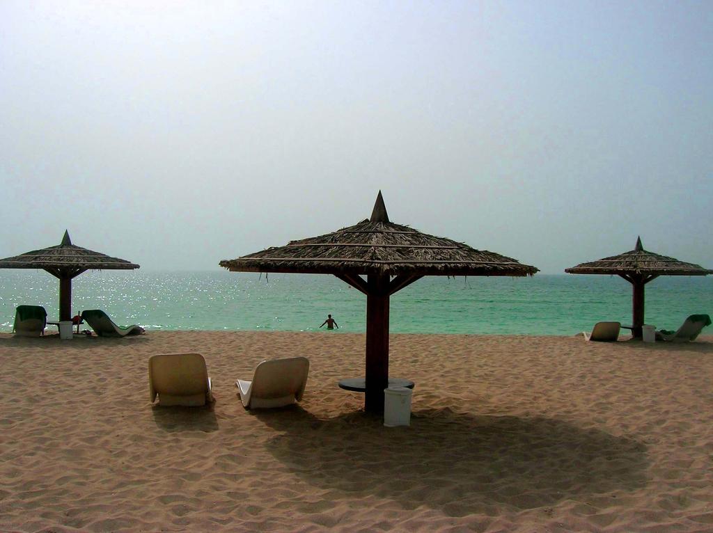 هتل Sharjah Carlton Hotel شارجه