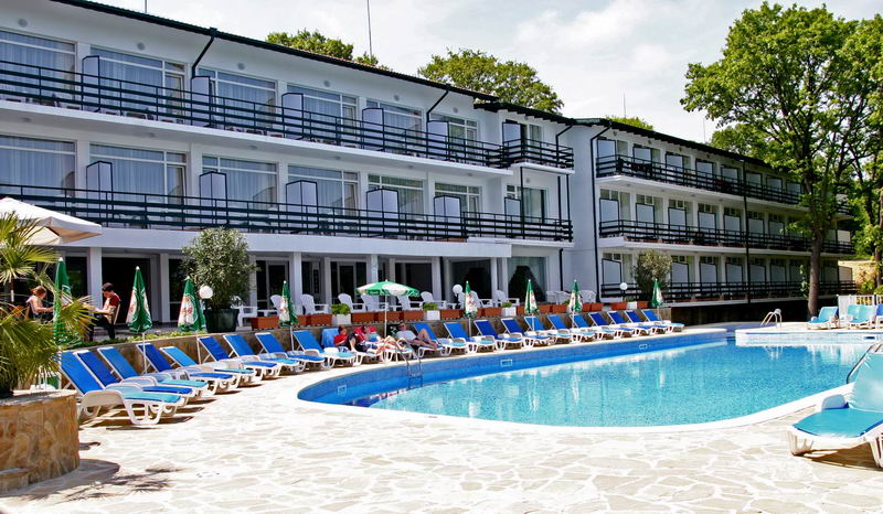 هتل Kini Park Golden Sands