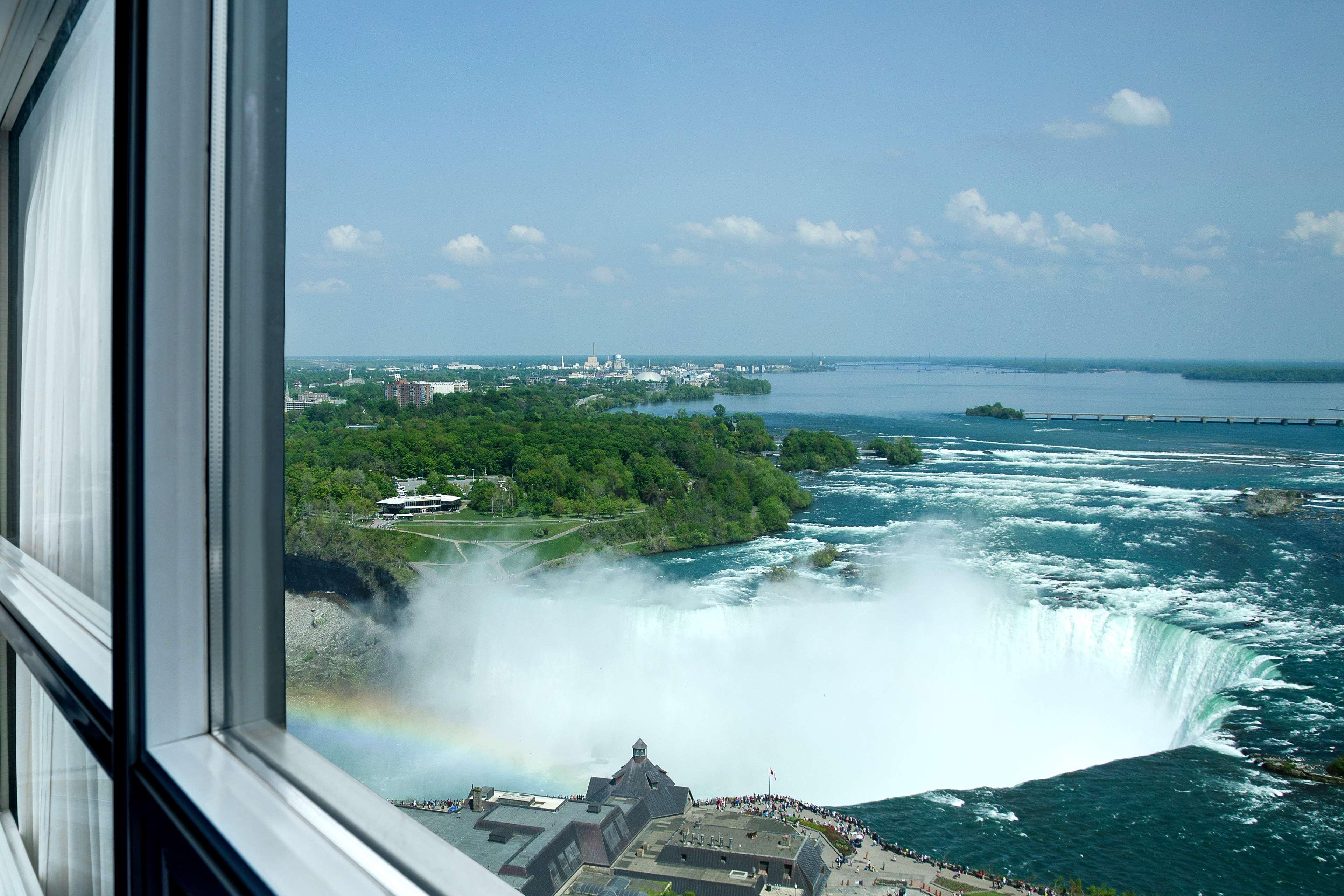 Hotel Embassy Suites Niagara Falls Fallsview