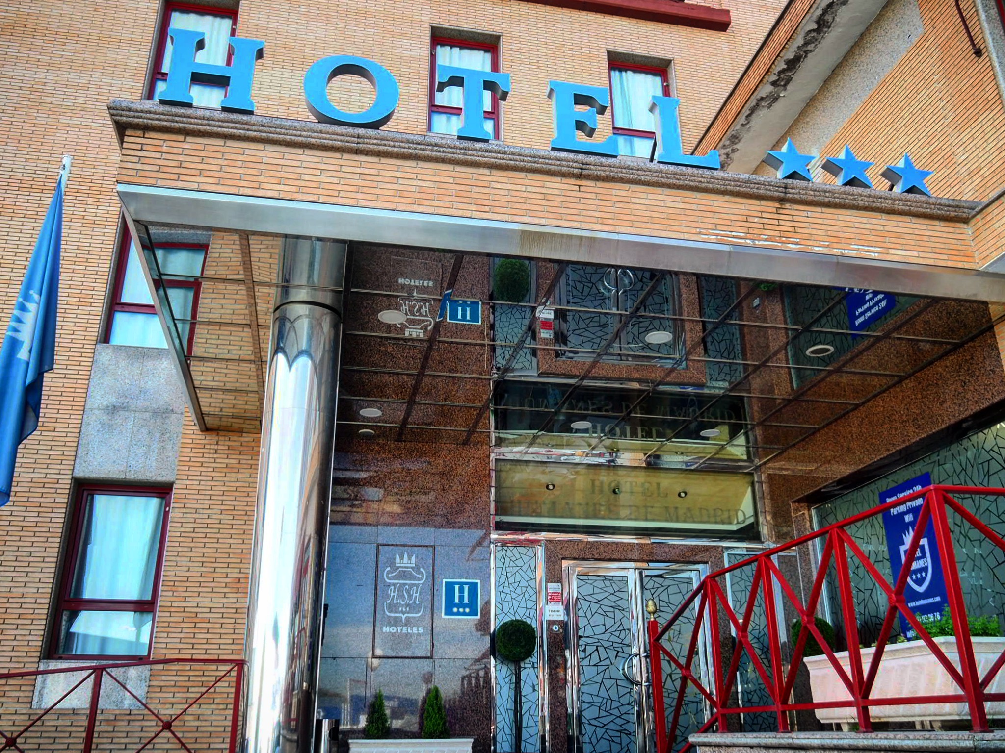 Alibaba https://cdn.alibaba.ir/ostorage/hotel/images/F365401C/DE2E3A3C5D3084DB0D092DE48A796970.JPG