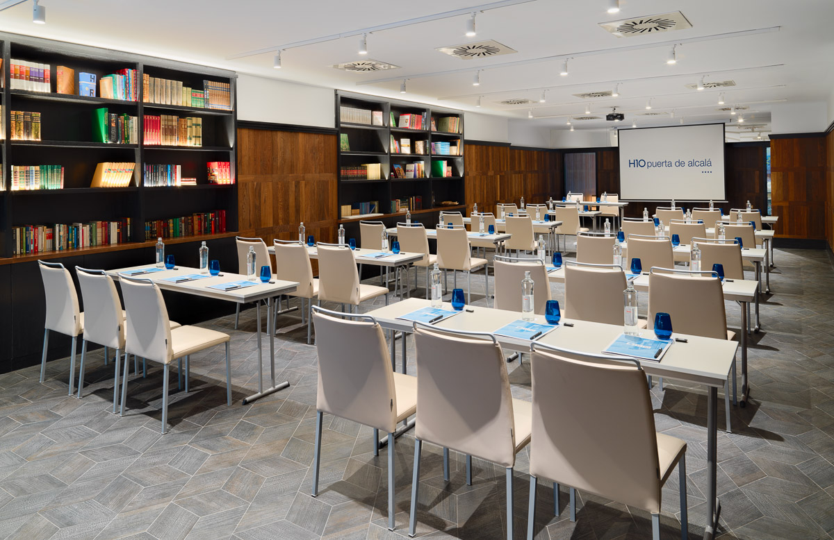 هتل H10 Puerta de Alcalá مادرید