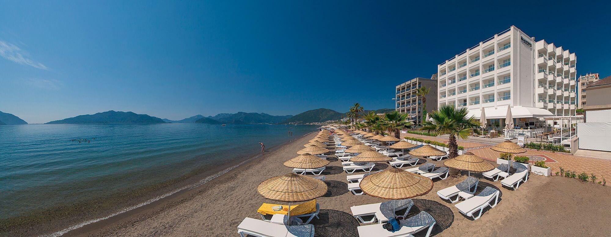 هتل The Beachfront Hotel مارماریس