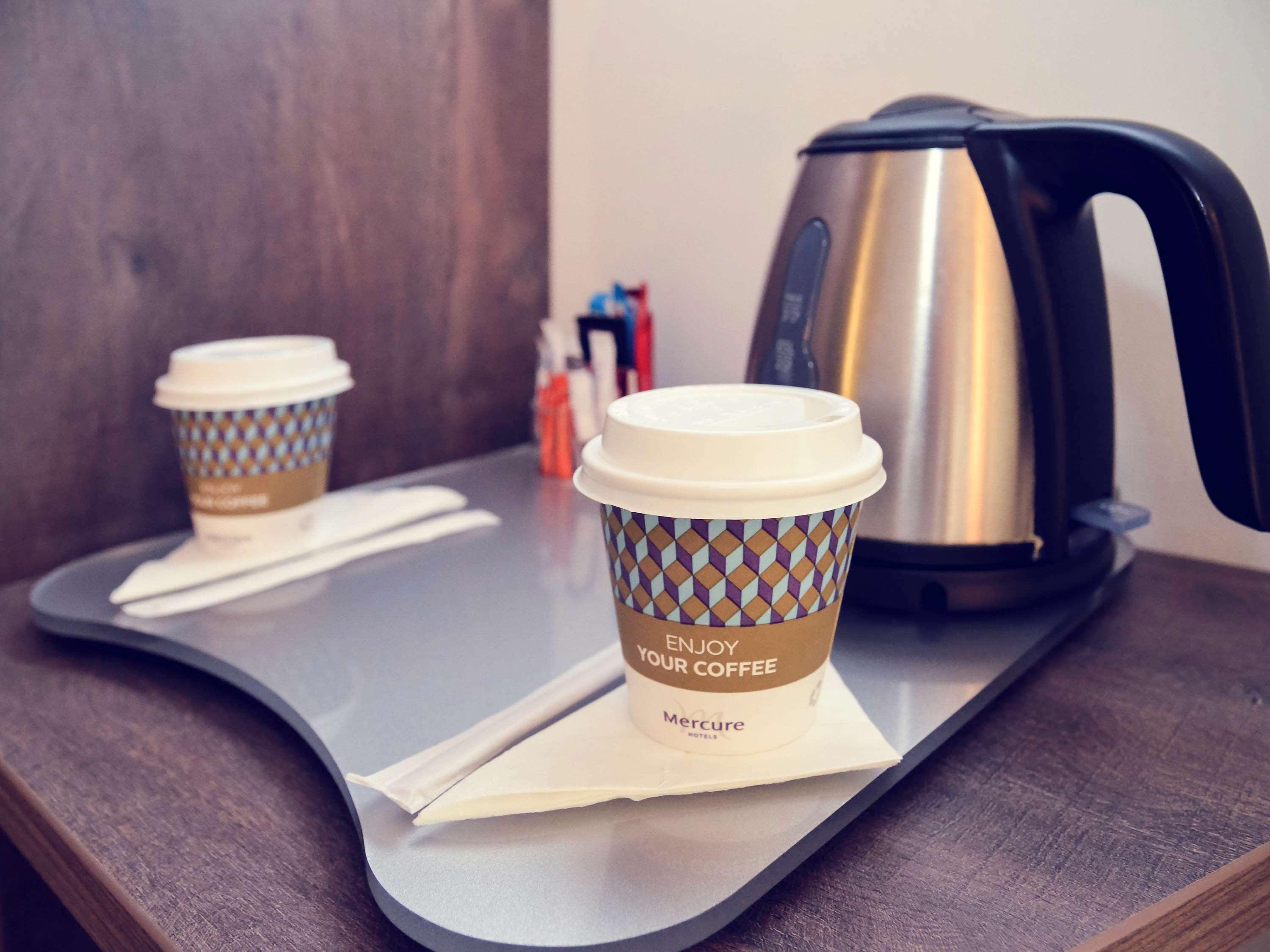 هتل Hôtel Mercure Lyon Est Chaponnay Chaponnay