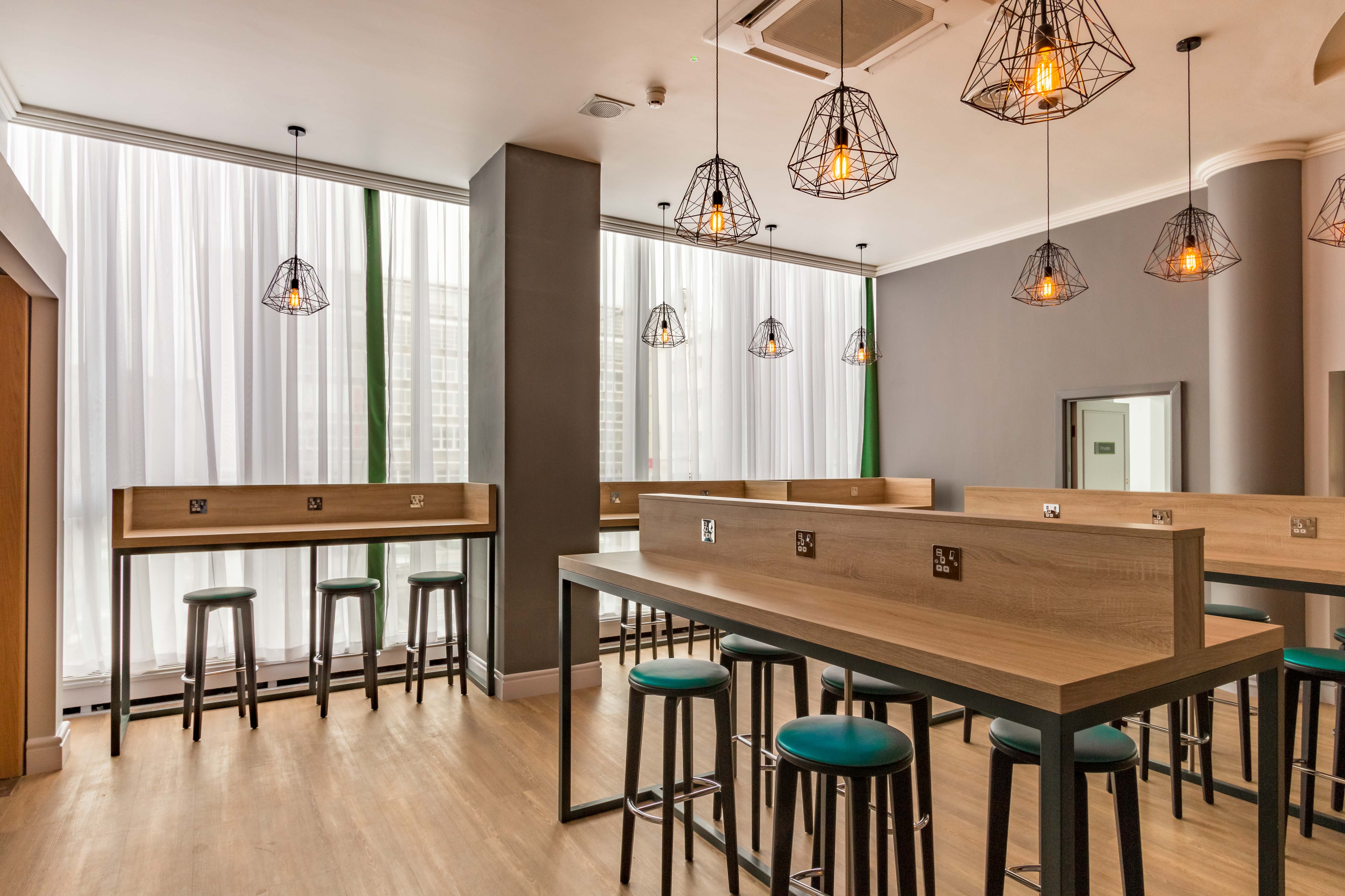 Alibaba https://cdn.alibaba.ir/ostorage/hotel/images/F60AE05/9D84EC9A5ED93D106FCBC068617E0A31.jpg