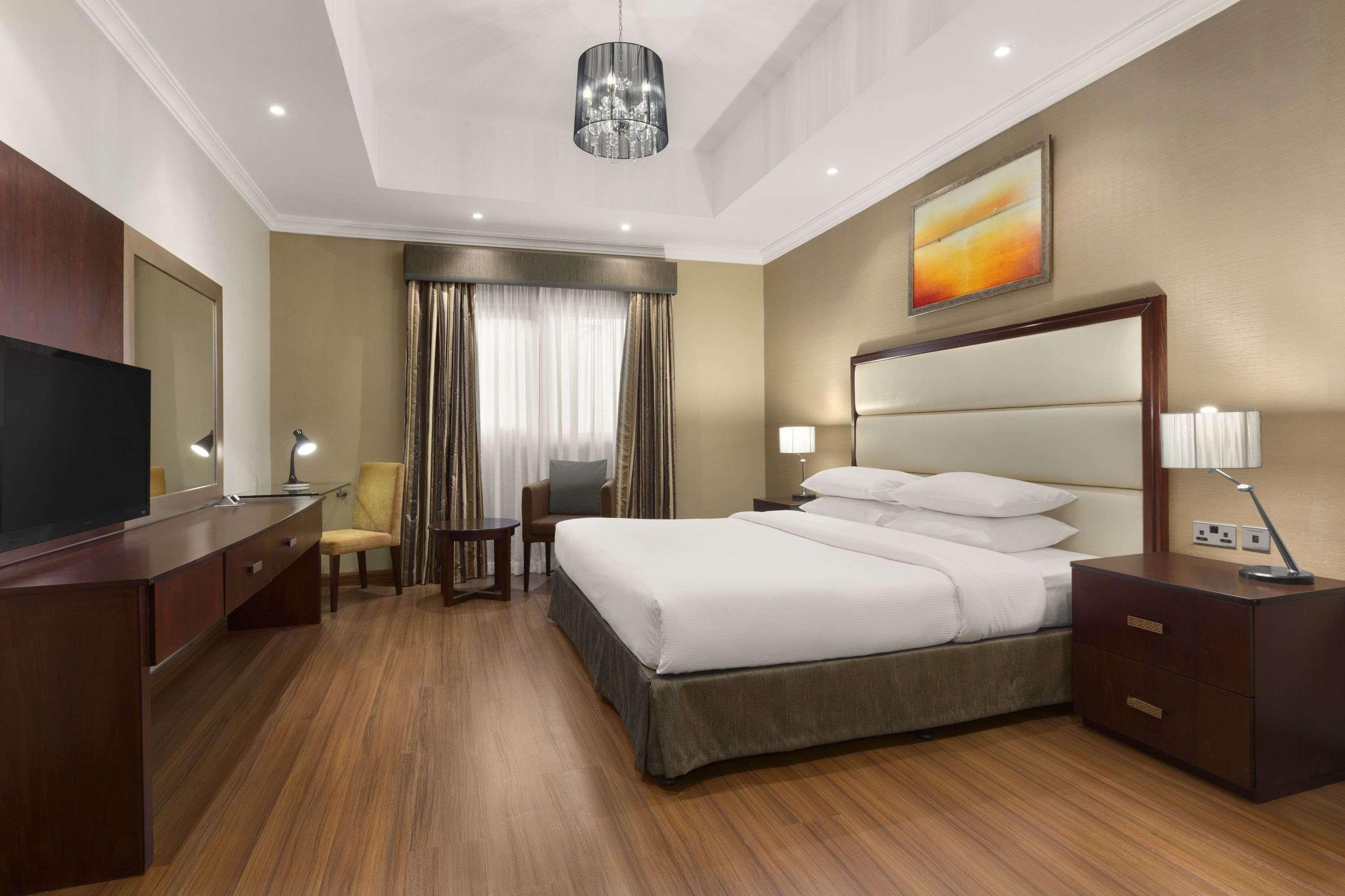 Hotel Ramada Hotel & Suites by Wyndham Ajman