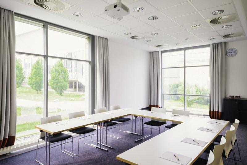 Alibaba https://cdn.alibaba.ir/ostorage/hotel/images/F7BF8D4A/82C761F57EB2655F42D63BDEBEC96435.jpg