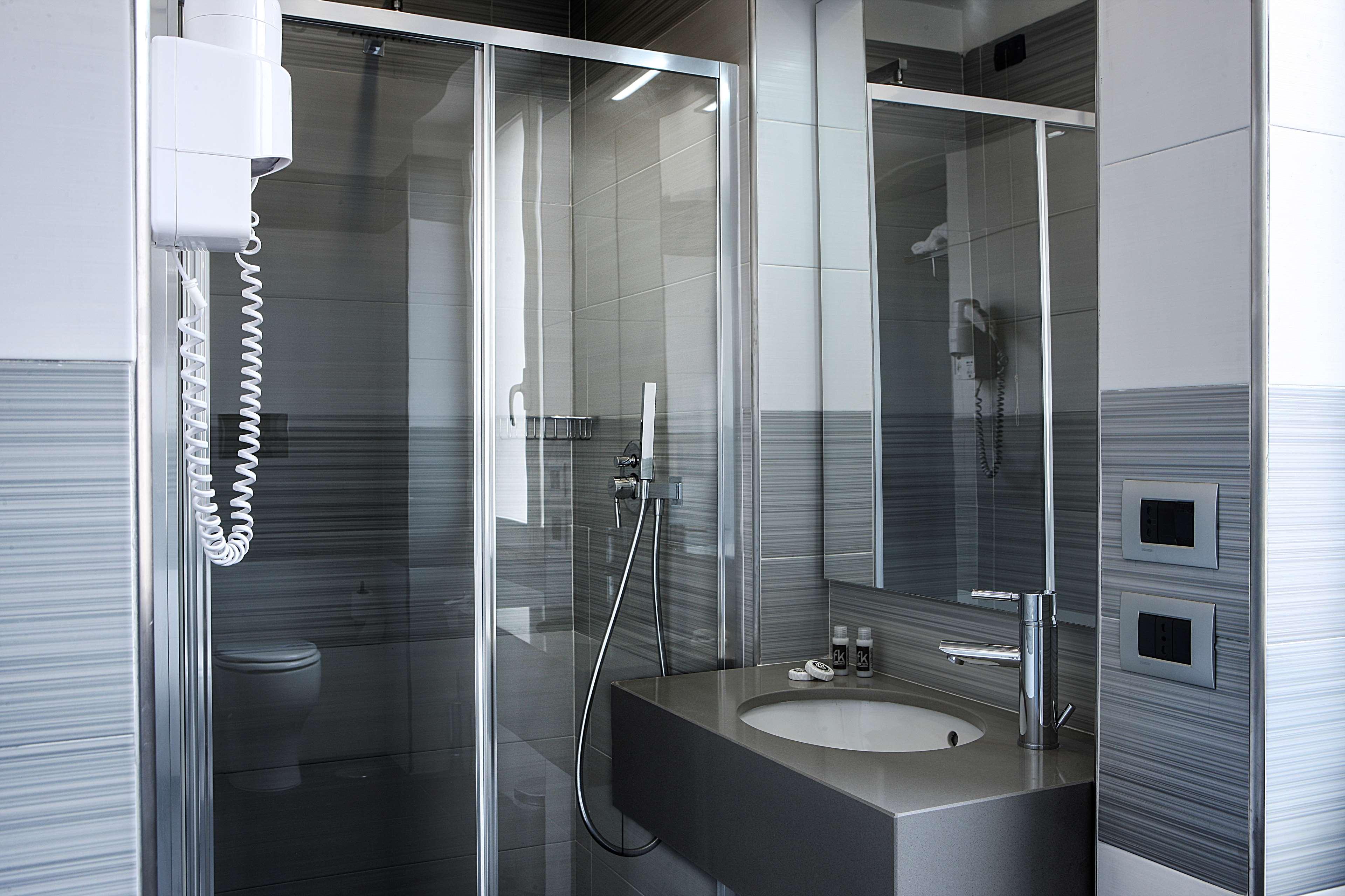 Alibaba https://cdn.alibaba.ir/ostorage/hotel/images/F830C972/FAC14606BE4344AE990A757F7D170825.jpg