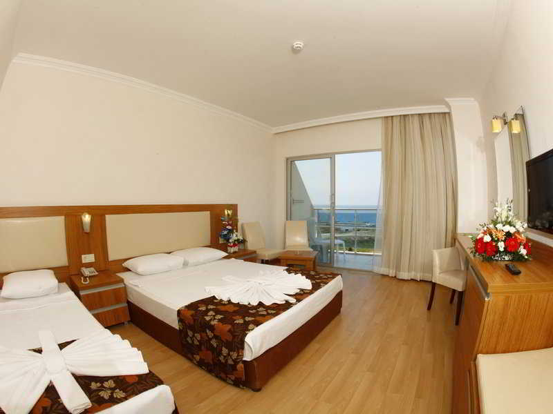 هتل Cenger Beach Resort & Spa Çenger