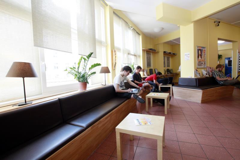 هتل a&o München Hackerbrücke مونیخ