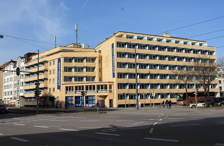 Alibaba https://cdn.alibaba.ir/ostorage/hotel/images/F9778F3E/B2C7F592FD95E5068652A9E5EBAA697B.jpg