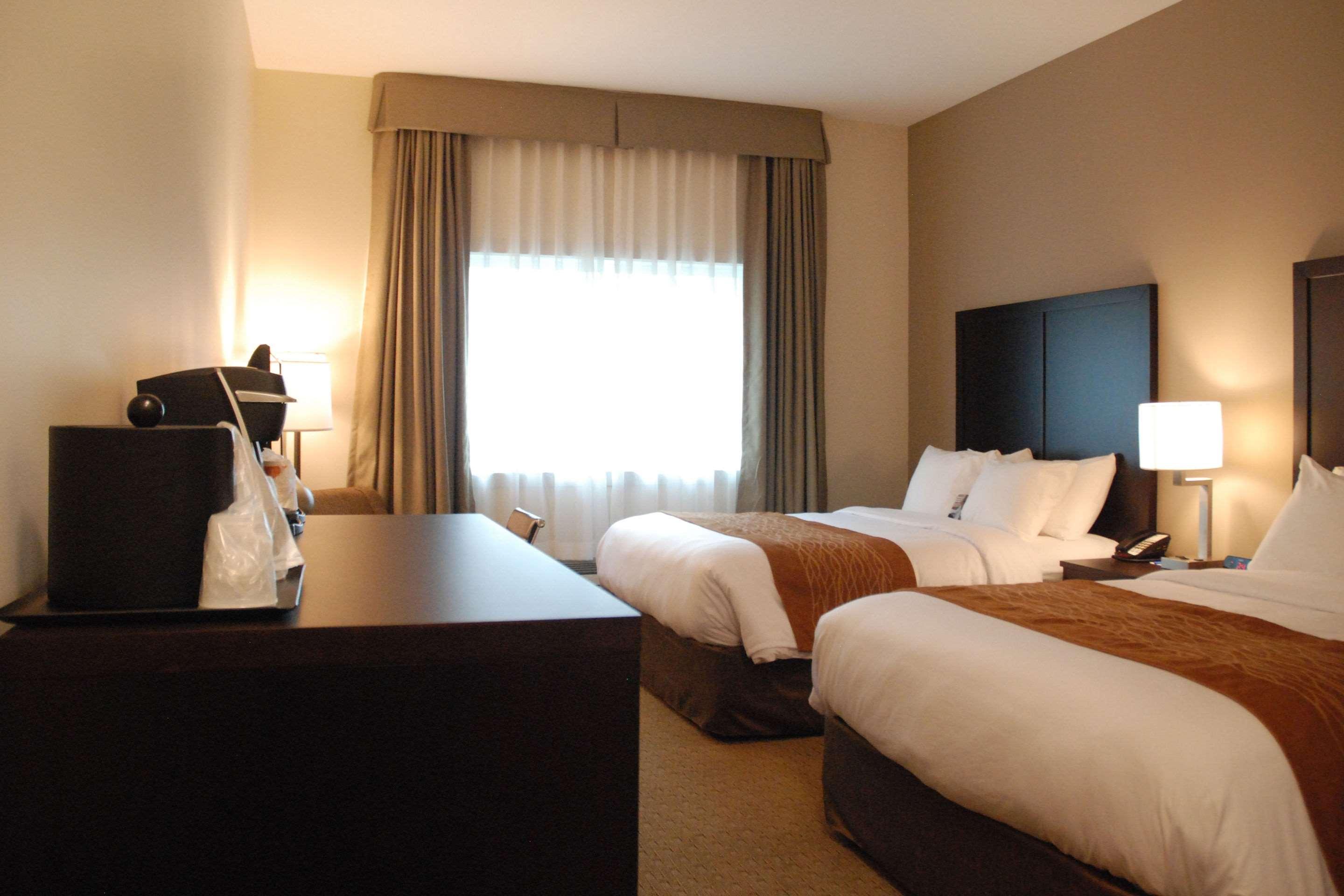 هتل Comfort Inn & Suites Terrace Terrace