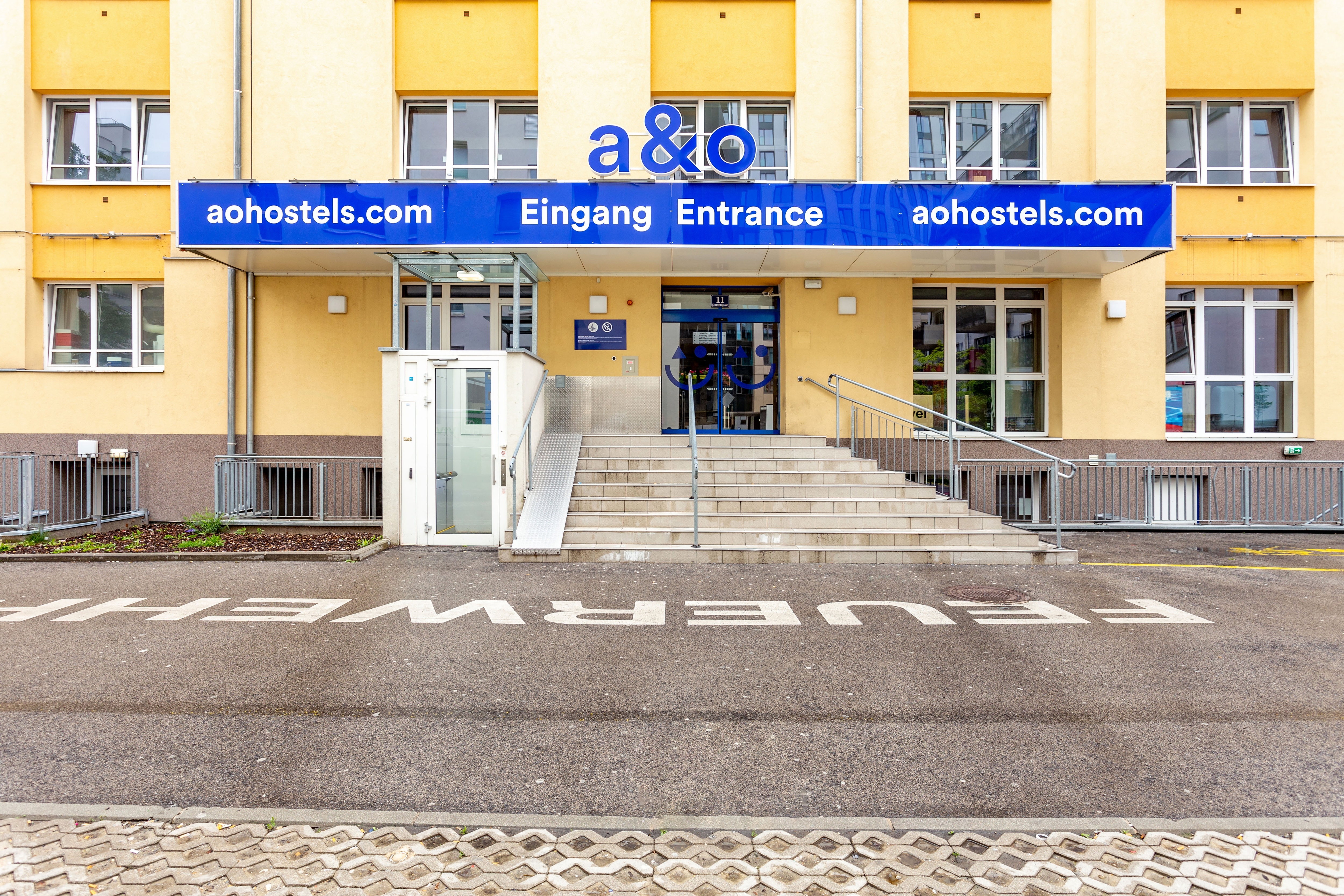 Alibaba https://cdn.alibaba.ir/ostorage/hotel/images/F9AEDF47/166ACB4D2E1C36A71AEB6216DC533F30.jpg
