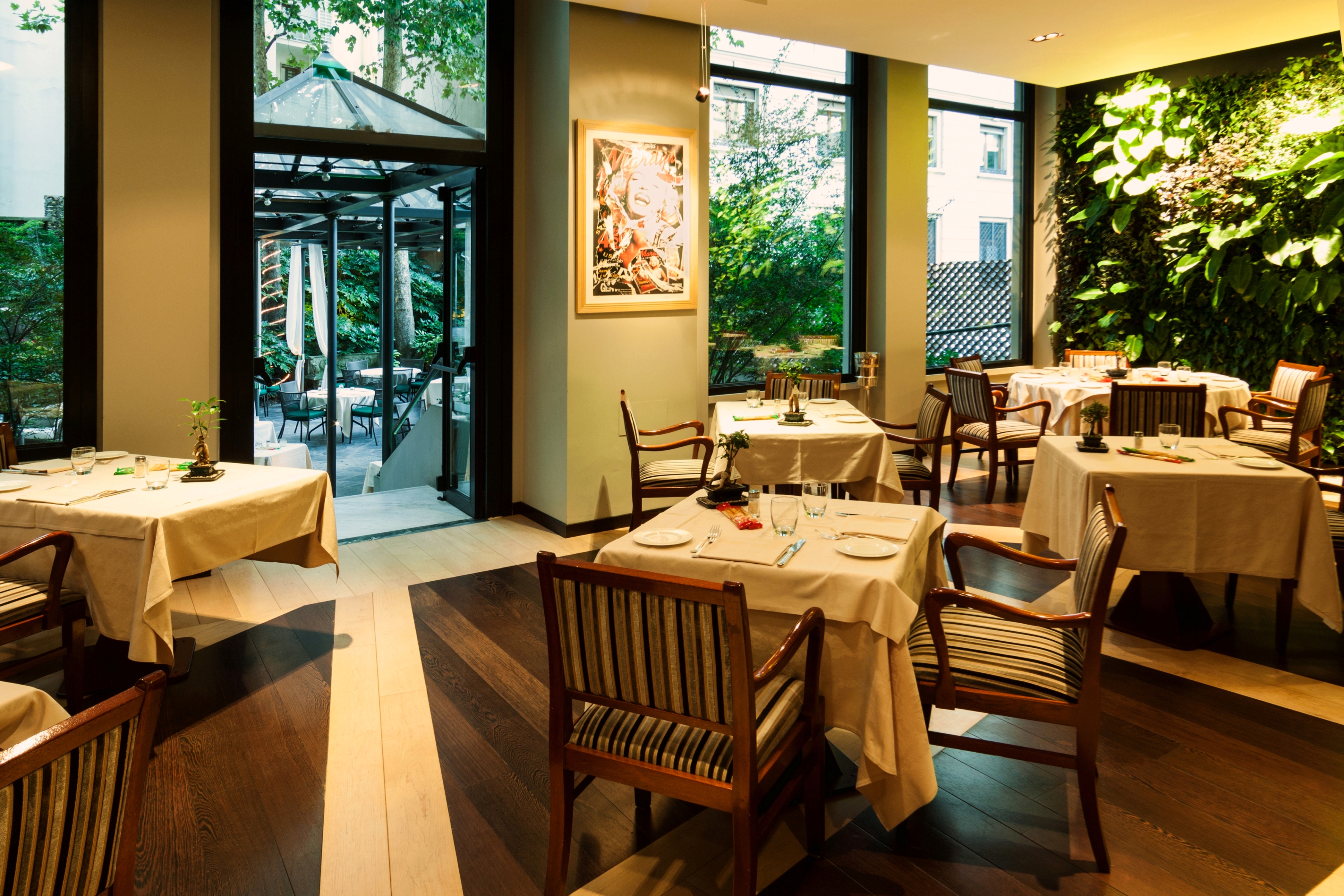 Alibaba https://cdn.alibaba.ir/ostorage/hotel/images/F9C7A9D5/24D8D47DC154B10825513ACE6EB0C7C9.jpg