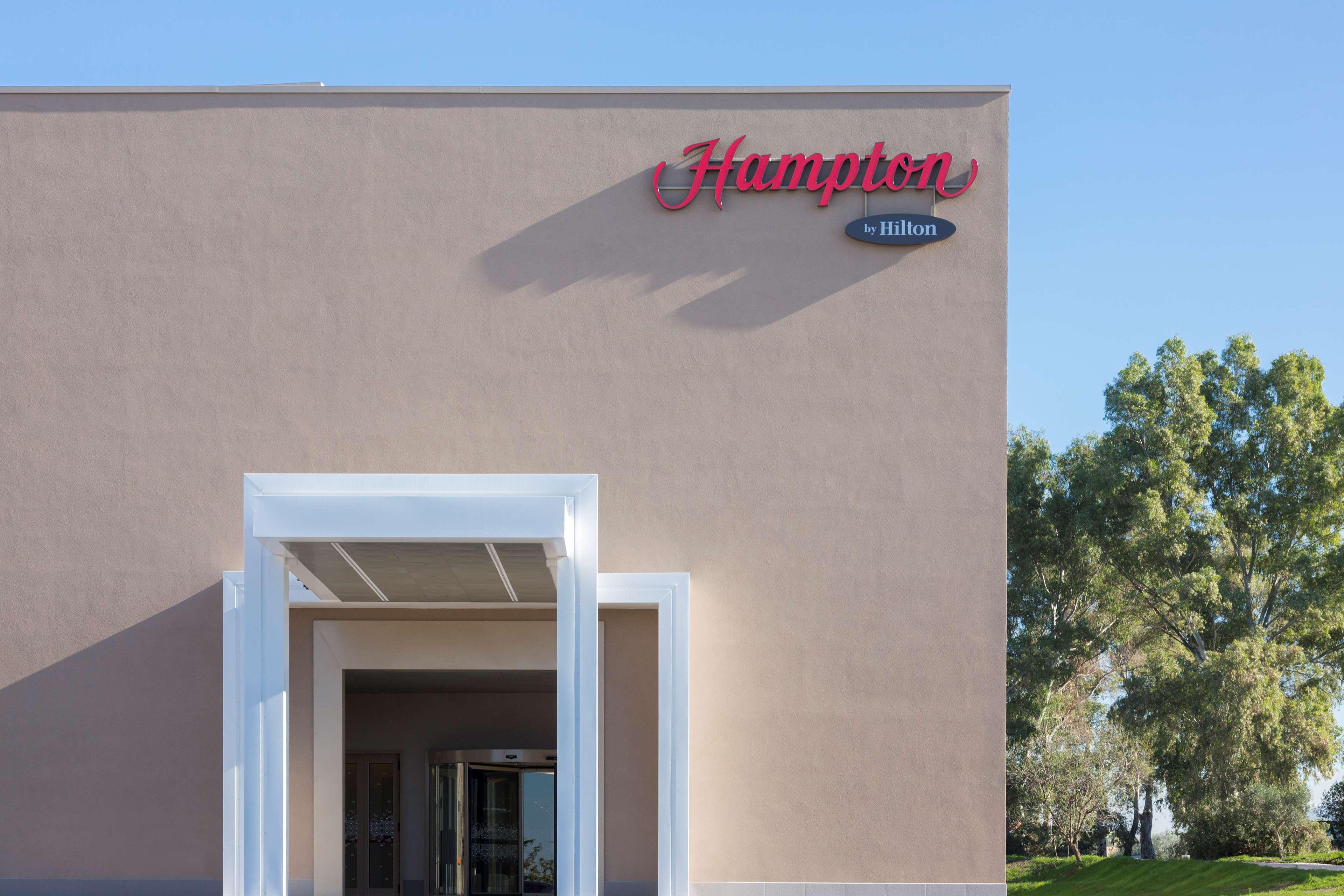 هتل Hampton by Hilton Rome East رم