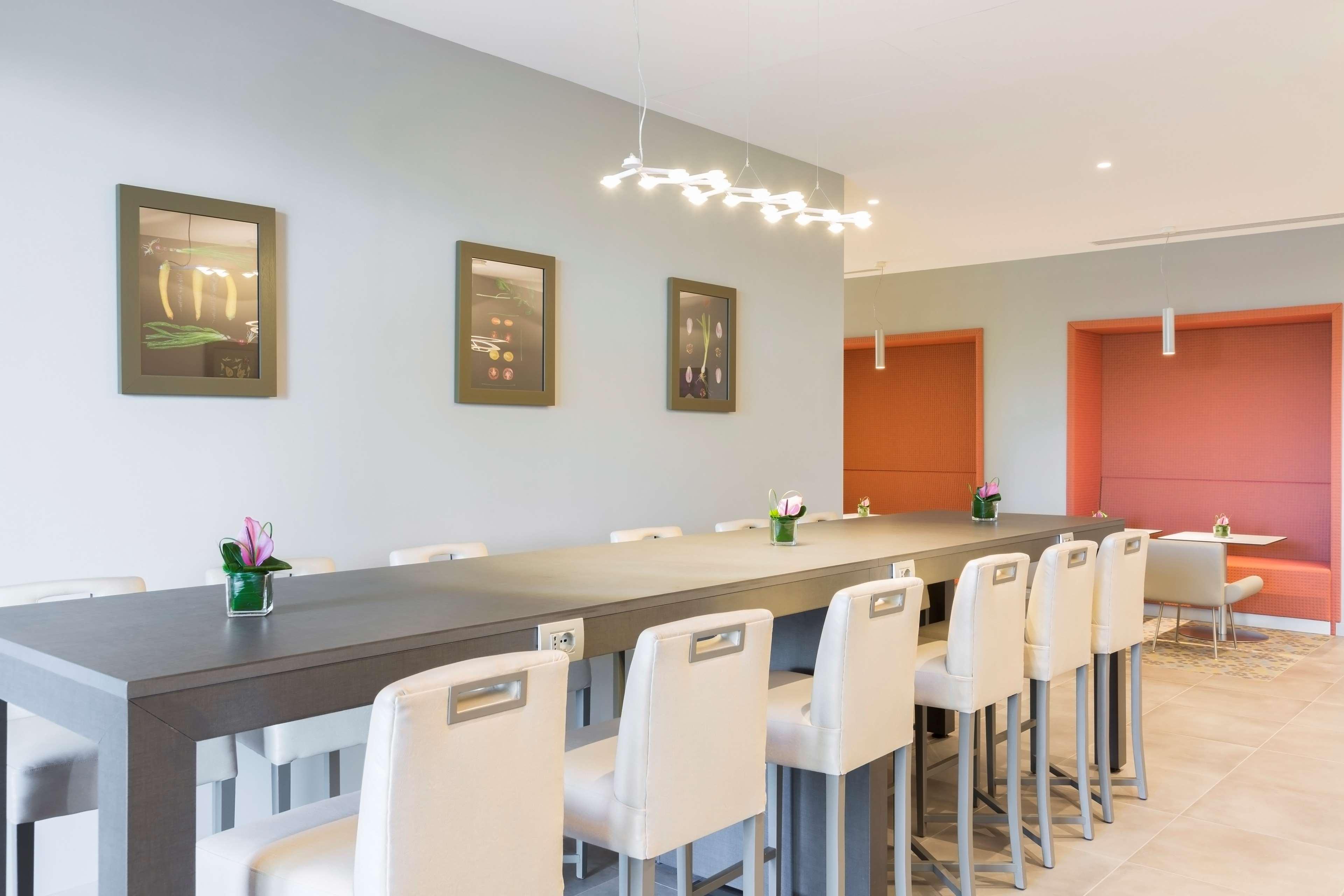 هتل Hampton by Hilton Rome East رم