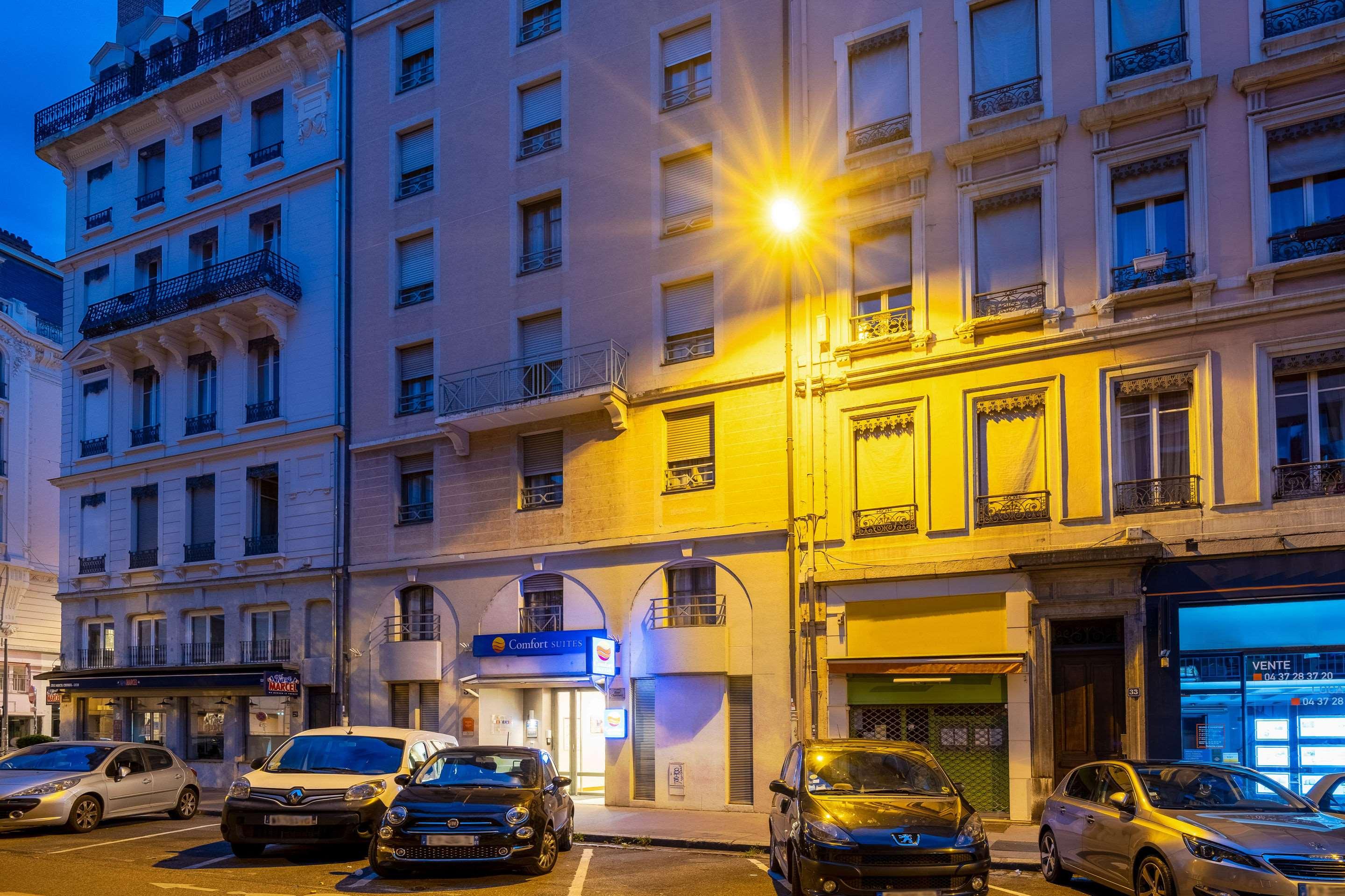 Alibaba https://cdn.alibaba.ir/ostorage/hotel/images/F9DCCE5A/89EDF2FD929AE57D60FB9B48CDF74C49.jpg