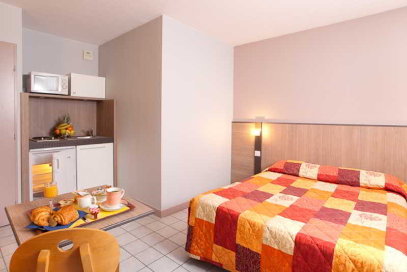 هتل Comfort Suites Rive Gauche Lyon Centre لیون