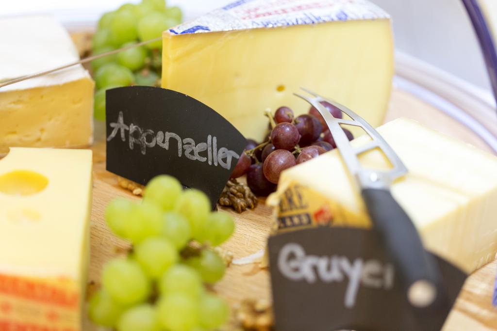 Alibaba https://cdn.alibaba.ir/ostorage/hotel/images/FA6CC5CF/978C5494202915C9862D2C1B07F4BB30.jpg