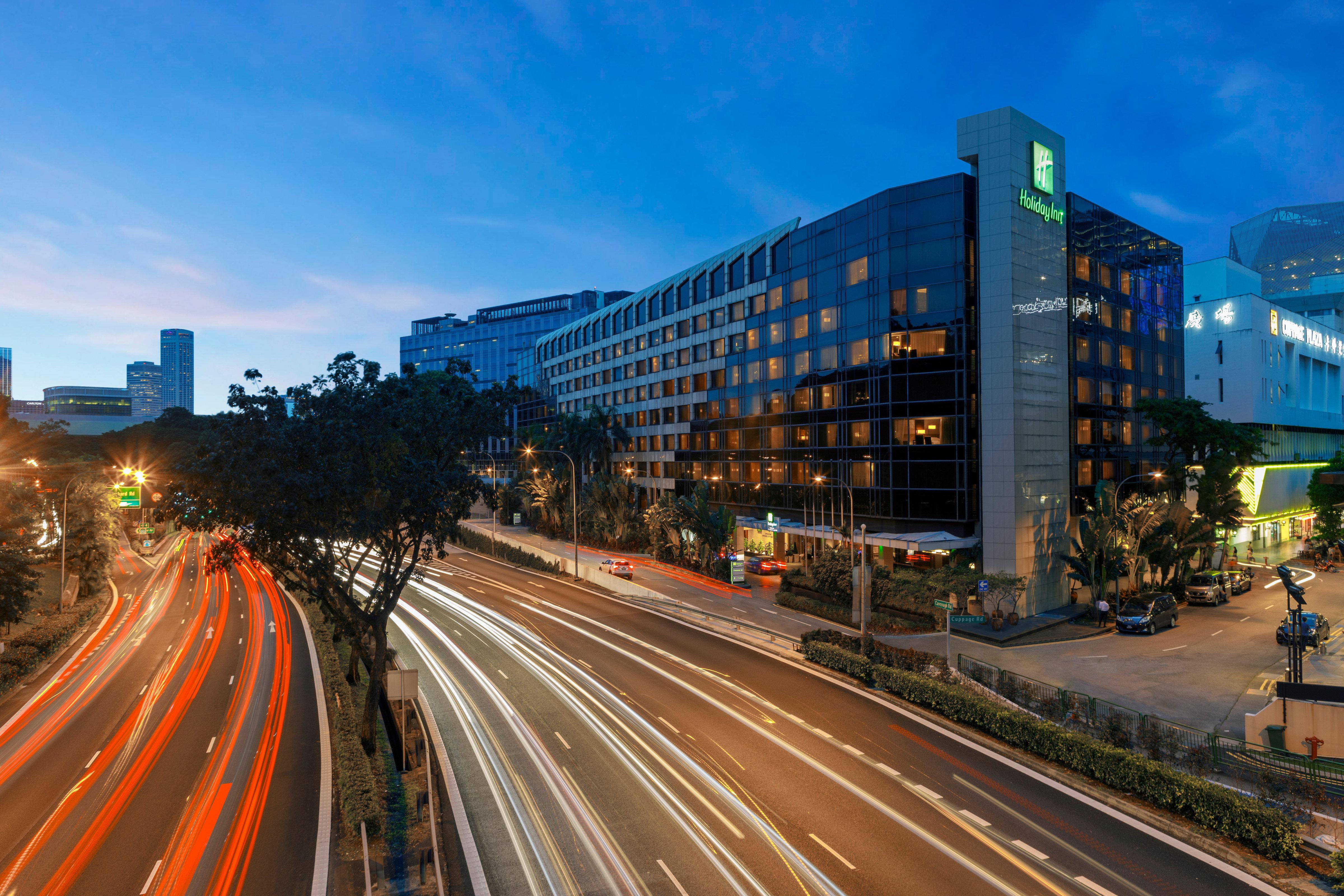 Alibaba https://cdn.alibaba.ir/ostorage/hotel/images/FA98544B/4BBBB1289B786005F8E6B1D3696E496C.jpg