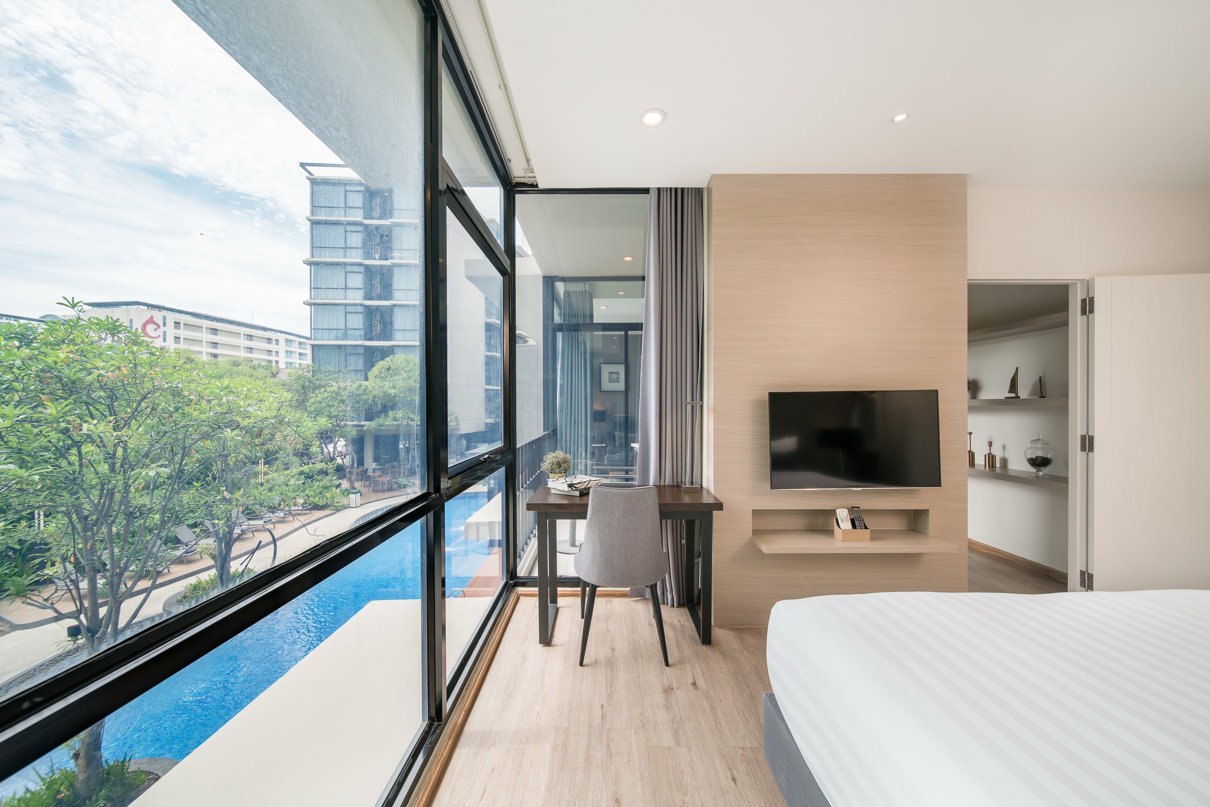 هتل Altera Hotel and Residence پاتایا