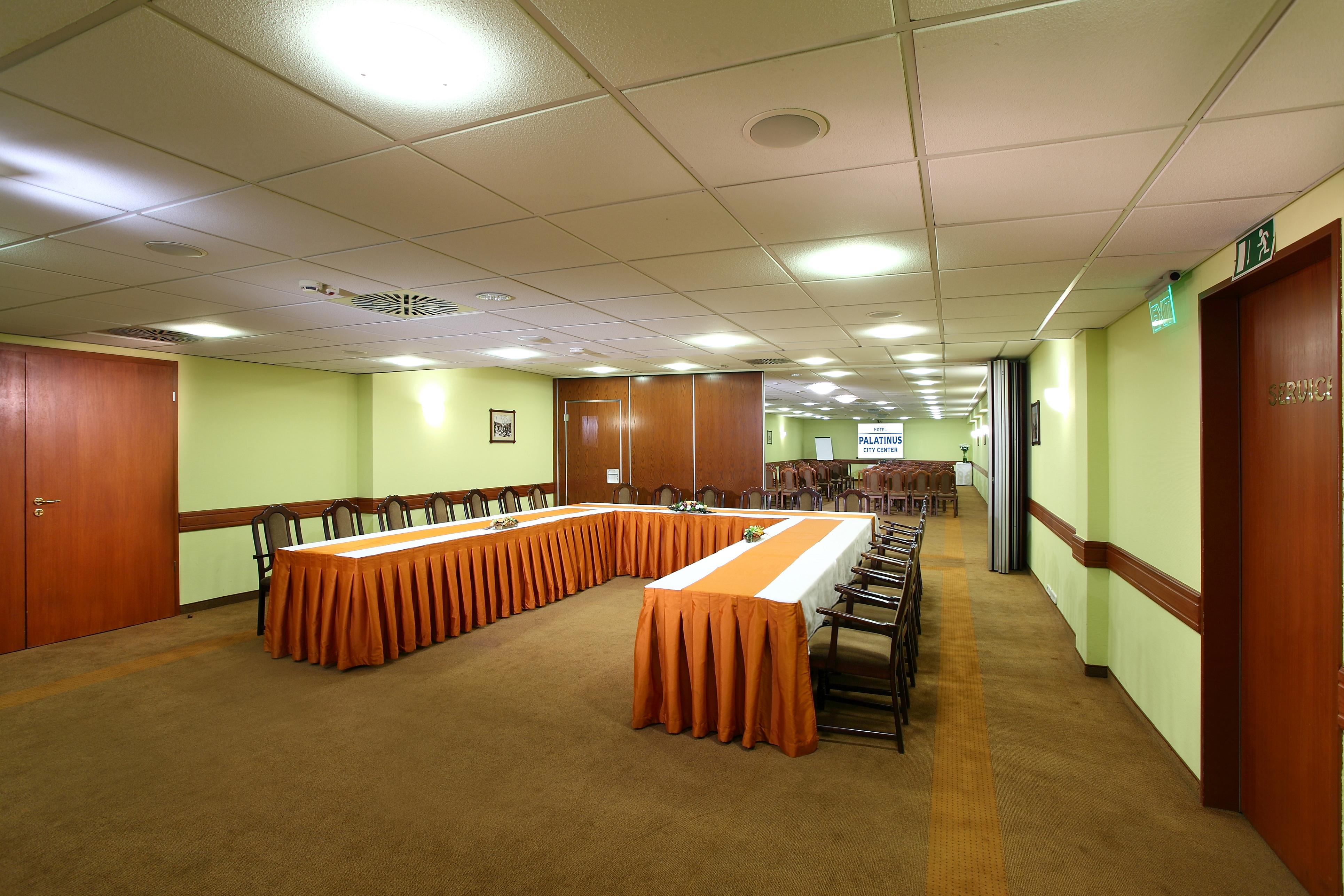 هتل Danubius Hotel Palatinus City Center پچ