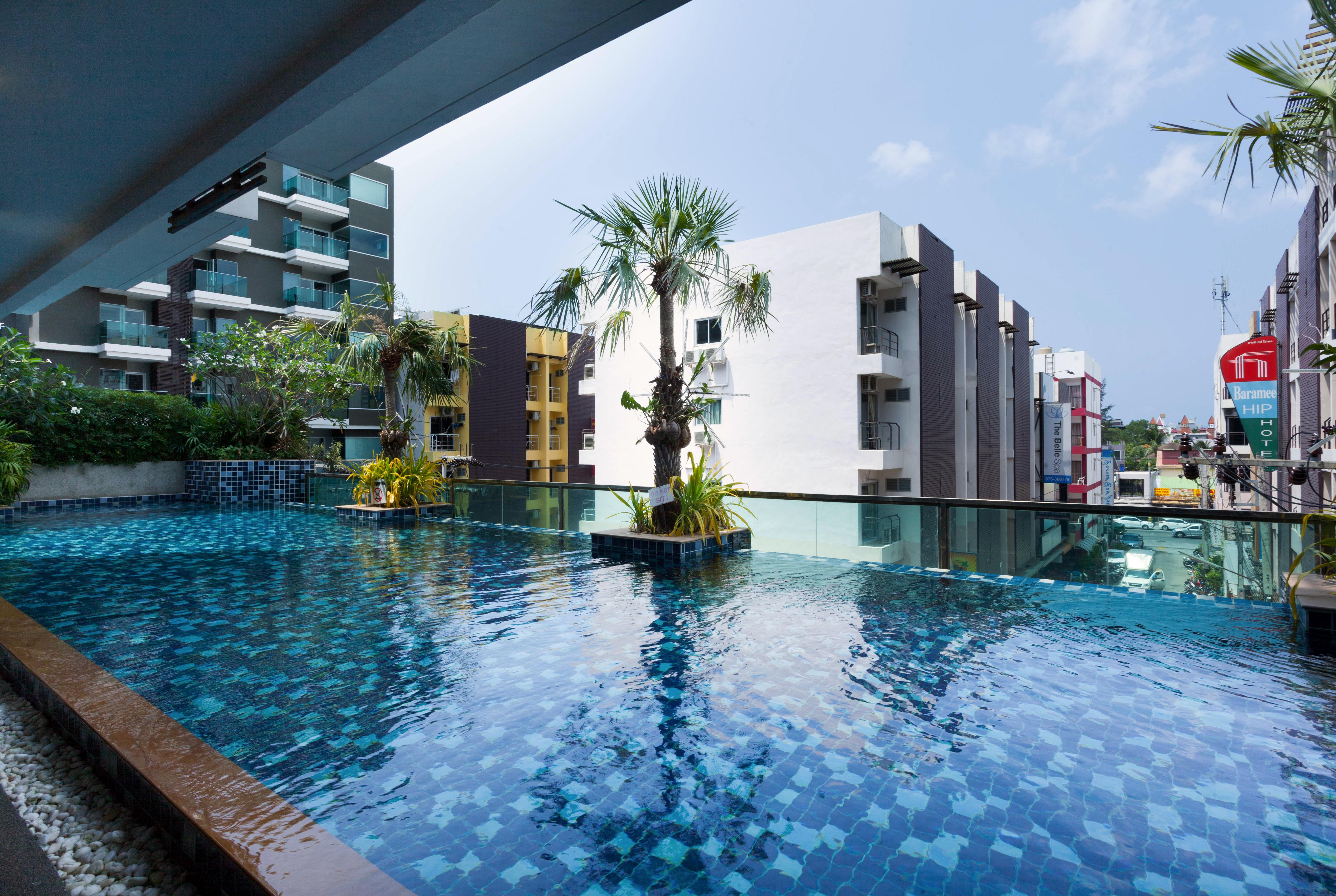 هتل Andakira Hotel Patong Patong