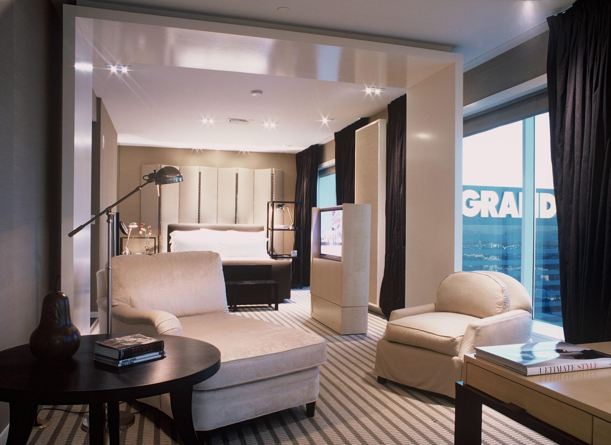 هتل SKYLOFTS at MGM Grand لاس وگاس