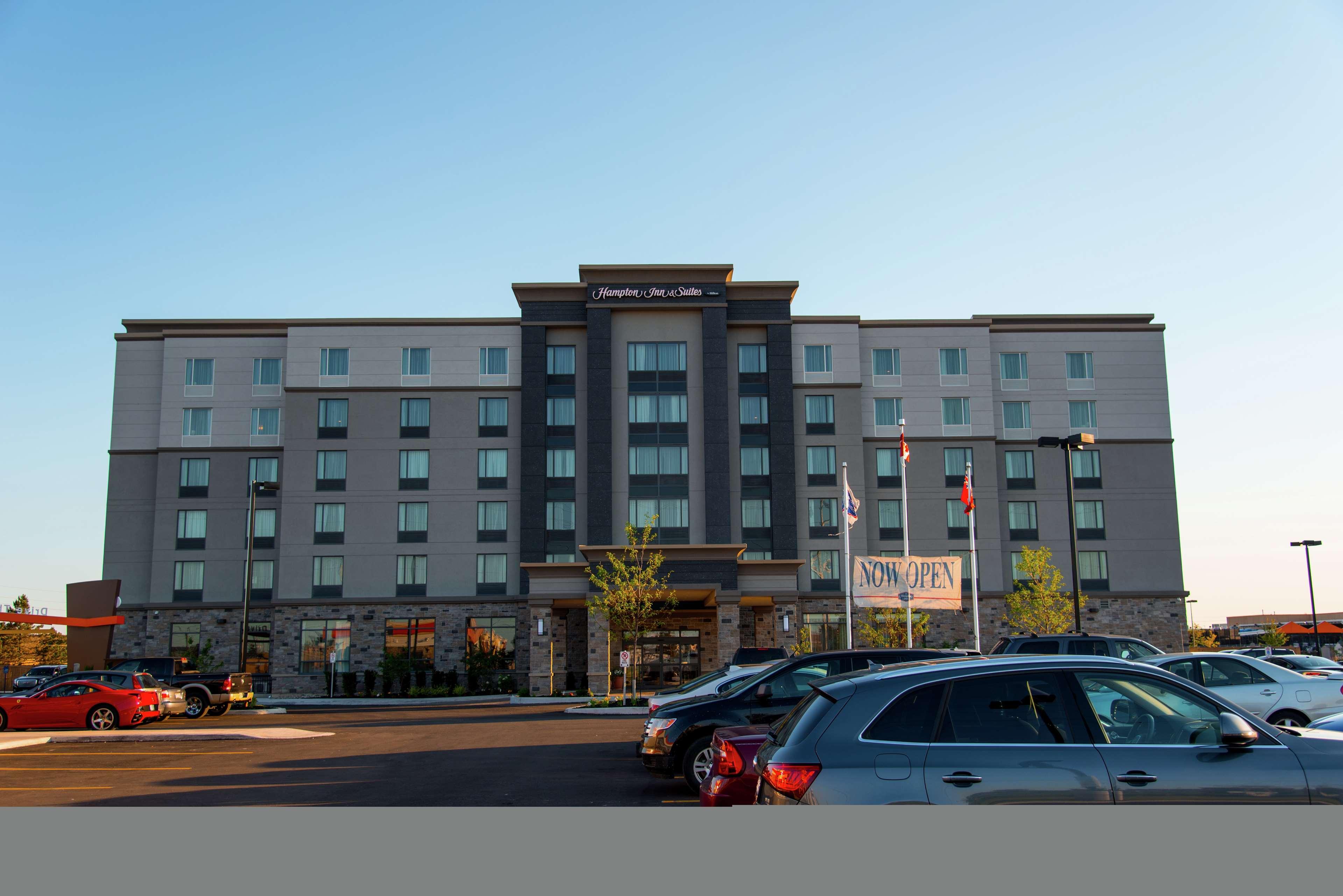 هتل Hampton Inn & Suites by Hilton Bolton Bolton