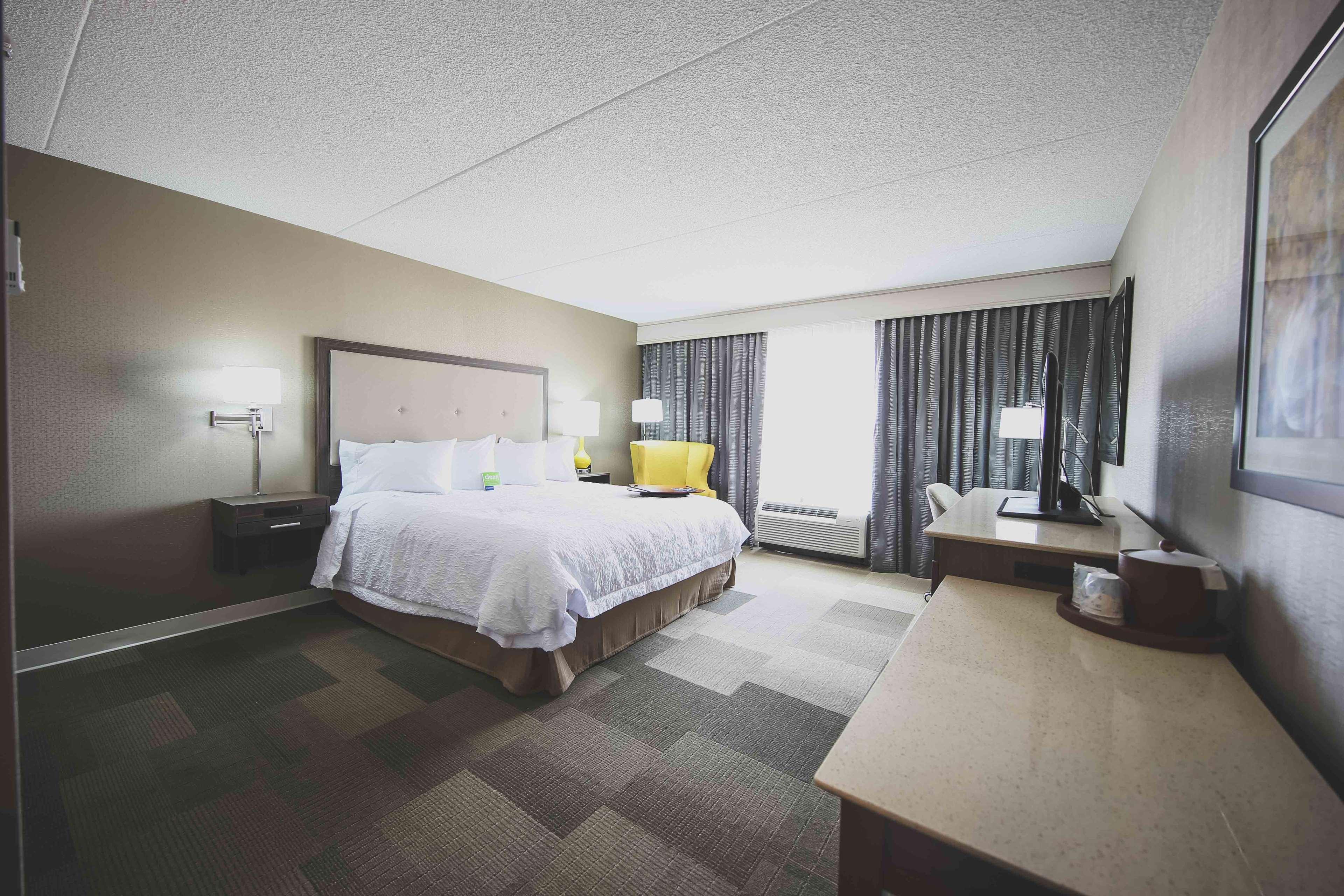 هتل Hampton Inn & Suites by Hilton Bolton Bolton