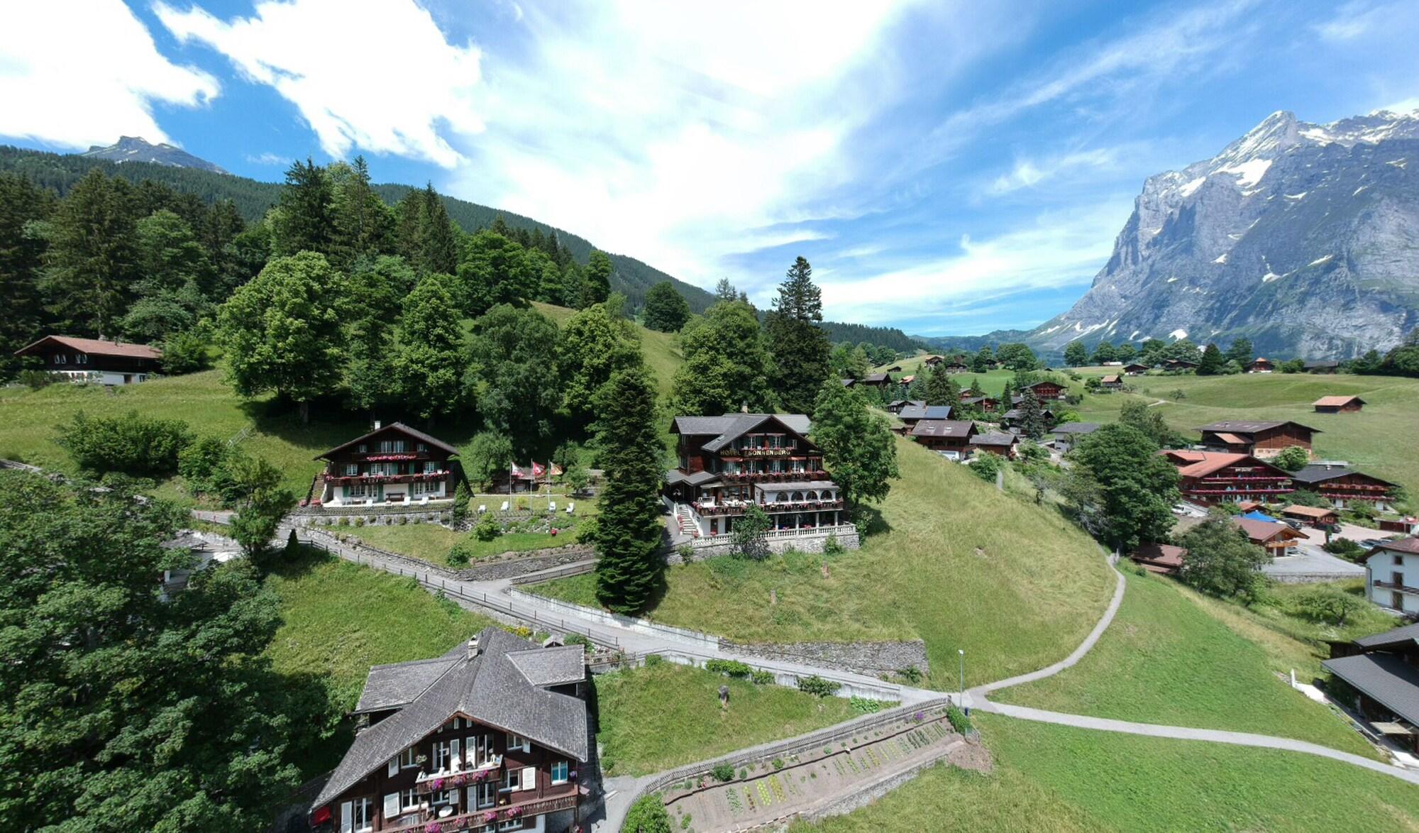 هتل Hotel Sonnenberg Grindelwald
