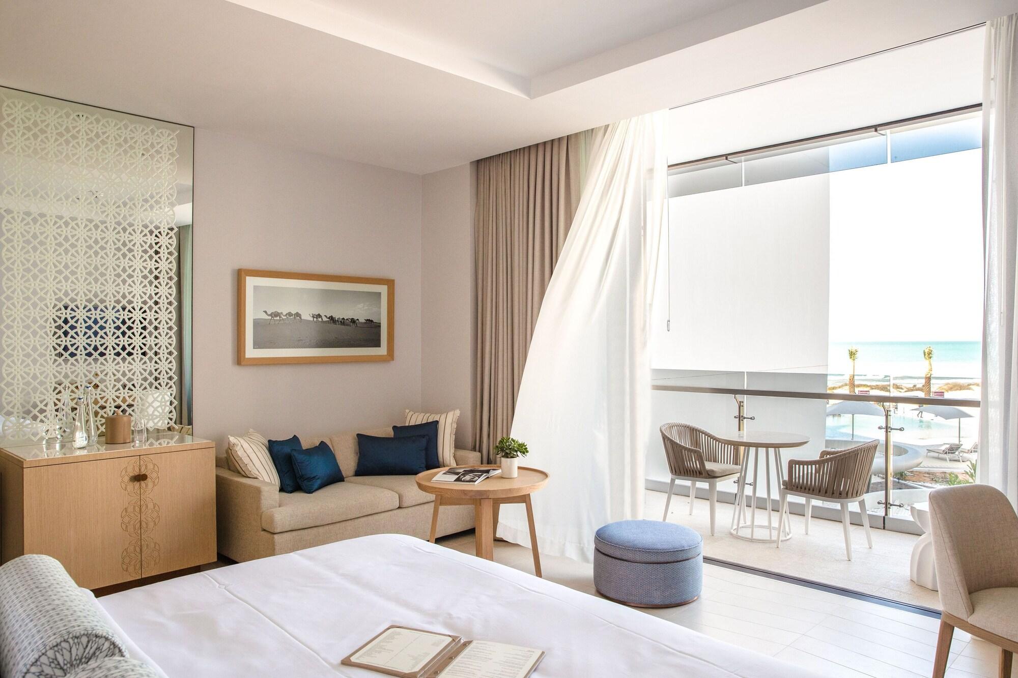 هتل Jumeirah at Saadiyat Island Resort ابوظبی