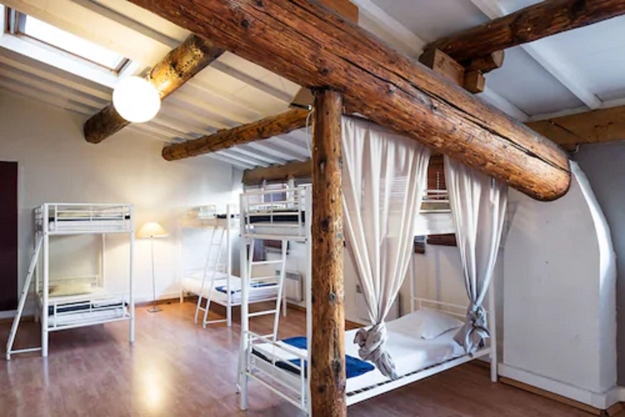Alibaba https://cdn.alibaba.ir/ostorage/hotel/images/FE40D8CD/5040C6C6B38CCAB36DE111DF8A3FBDFD.jpg