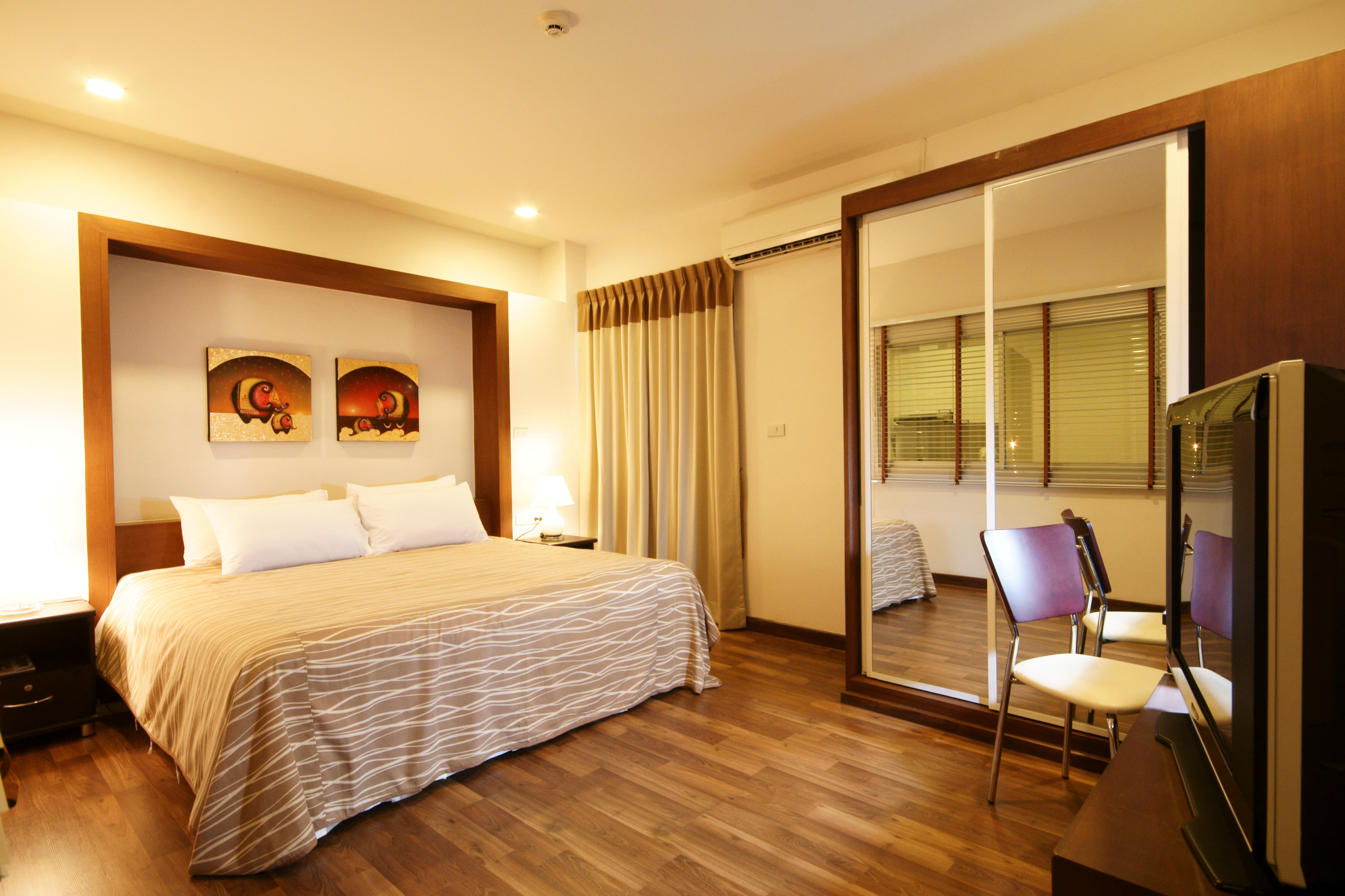 هتل I Residence Hotel Sathorn بانگکوک