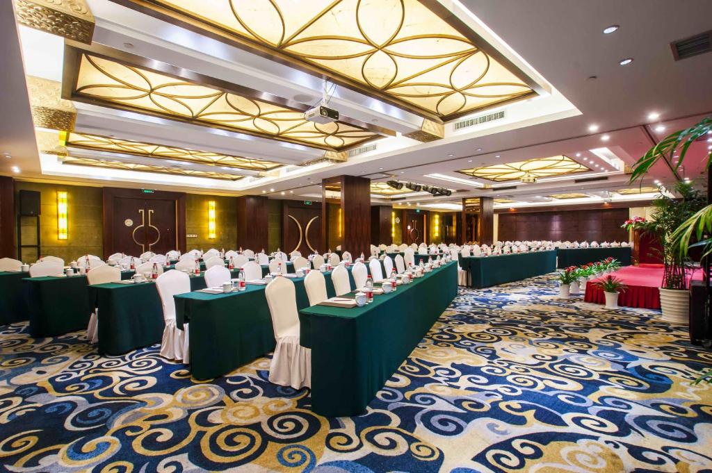 هتل Ramada Plaza Yiwu Yiwu
