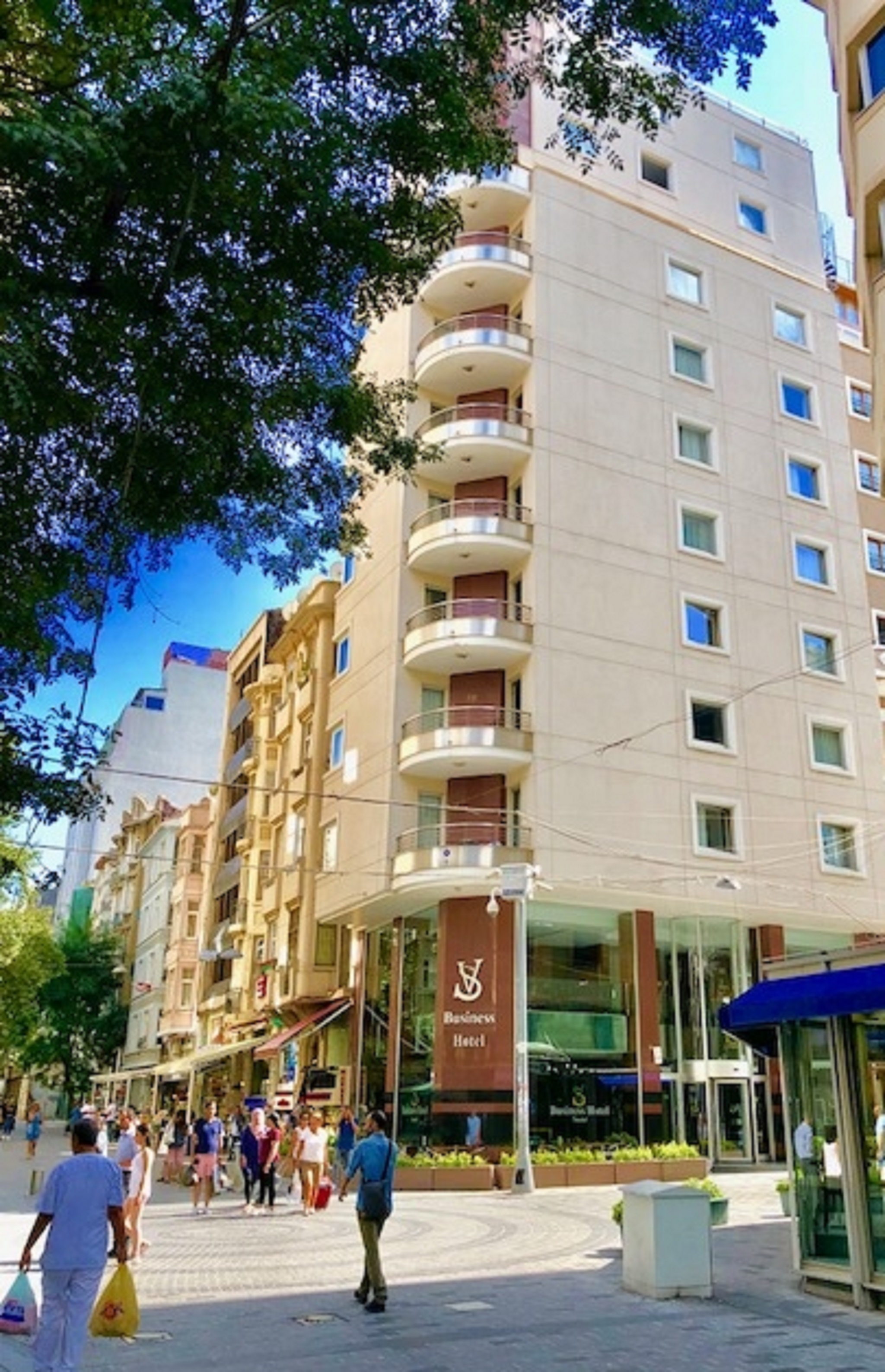 Alibaba https://cdn.alibaba.ir/ostorage/hotel/images/FED0A73D/7226EE40FC8D9759464691B5EE14A377.jpg
