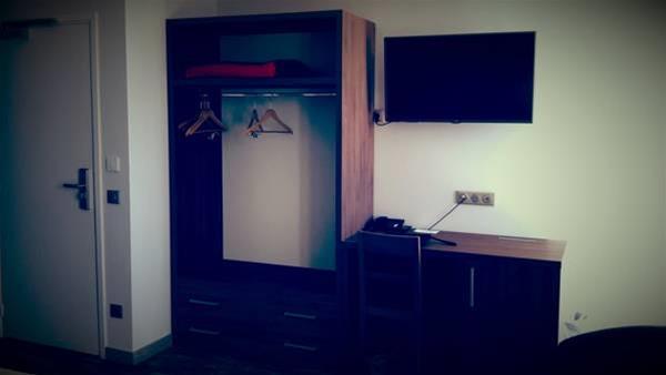 هتل Hôtel Flots d'Azur نیس