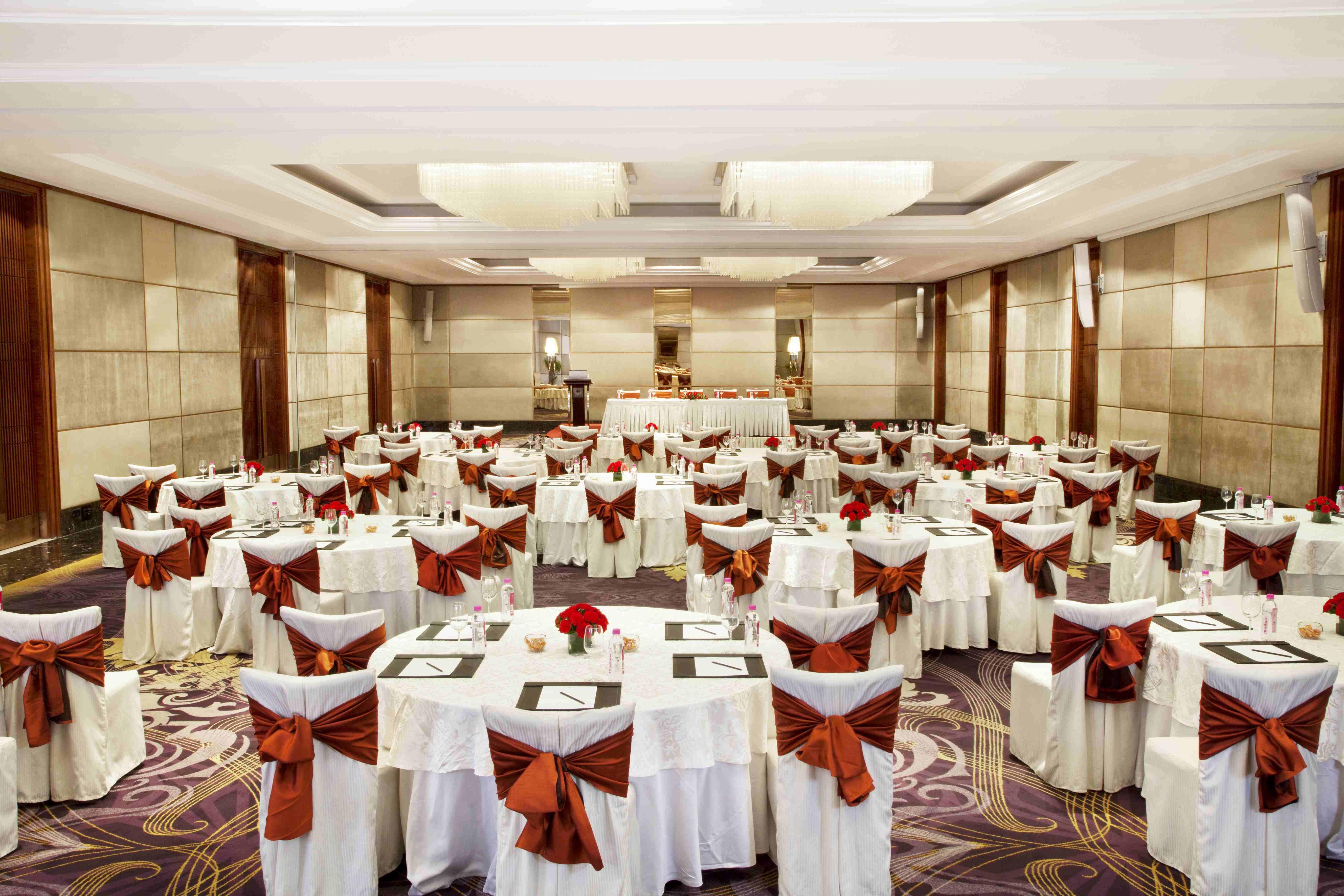 Hotel Holiday Inn New Delhi Mayur Vihar Noida