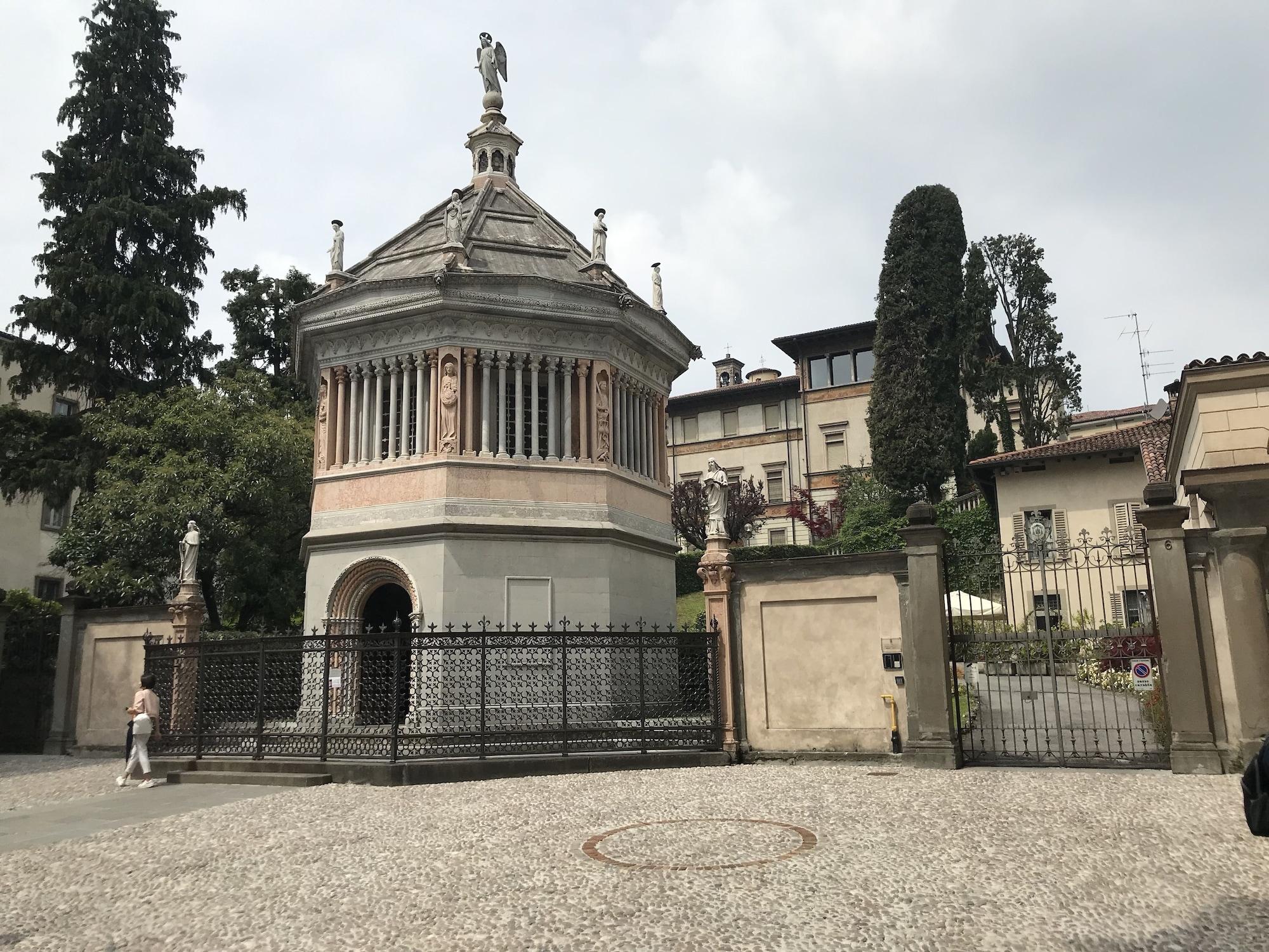 هتل Albergo Ristorante il Sole Bergamo برگامو