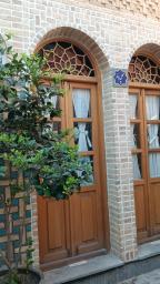 Alibaba https://cdn.alibaba.ir/ostorage/review-radar/1000066623-1293877517594279afea764150180e5a.jpg?w=144