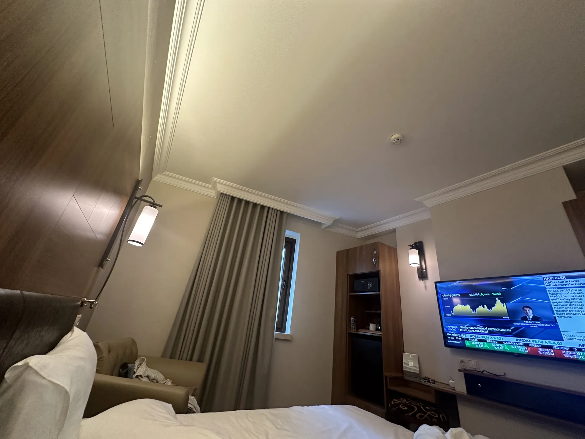 Alibaba https://cdn.alibaba.ir/ostorage/review-radar/IMG_0832-ebb4fe2ac9be4dd38921b040e94c5825.webp